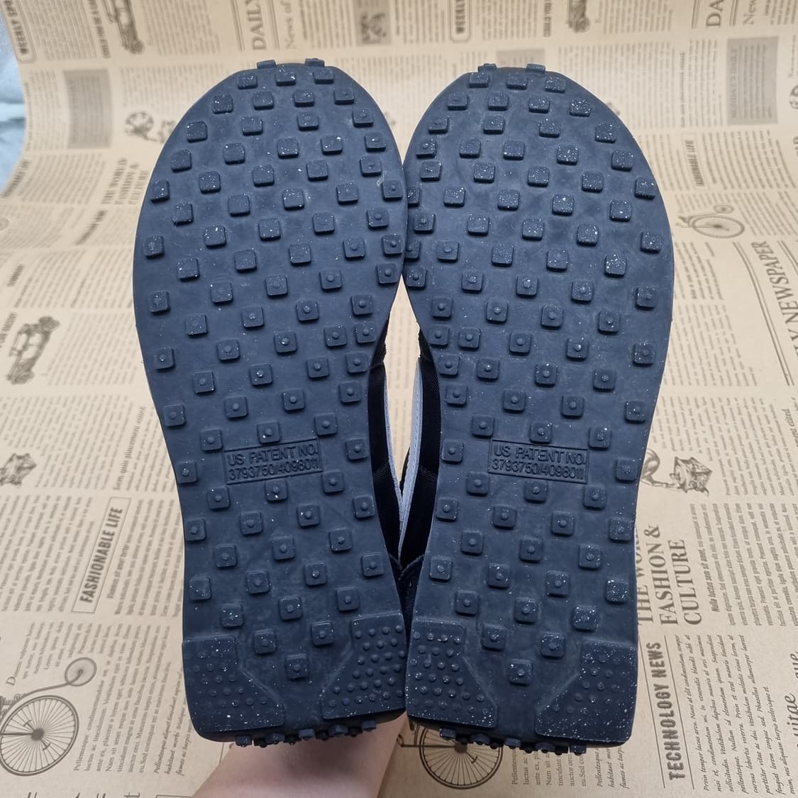 나이키 테일윈드79 검흰 여성운동화235  상품이미지3