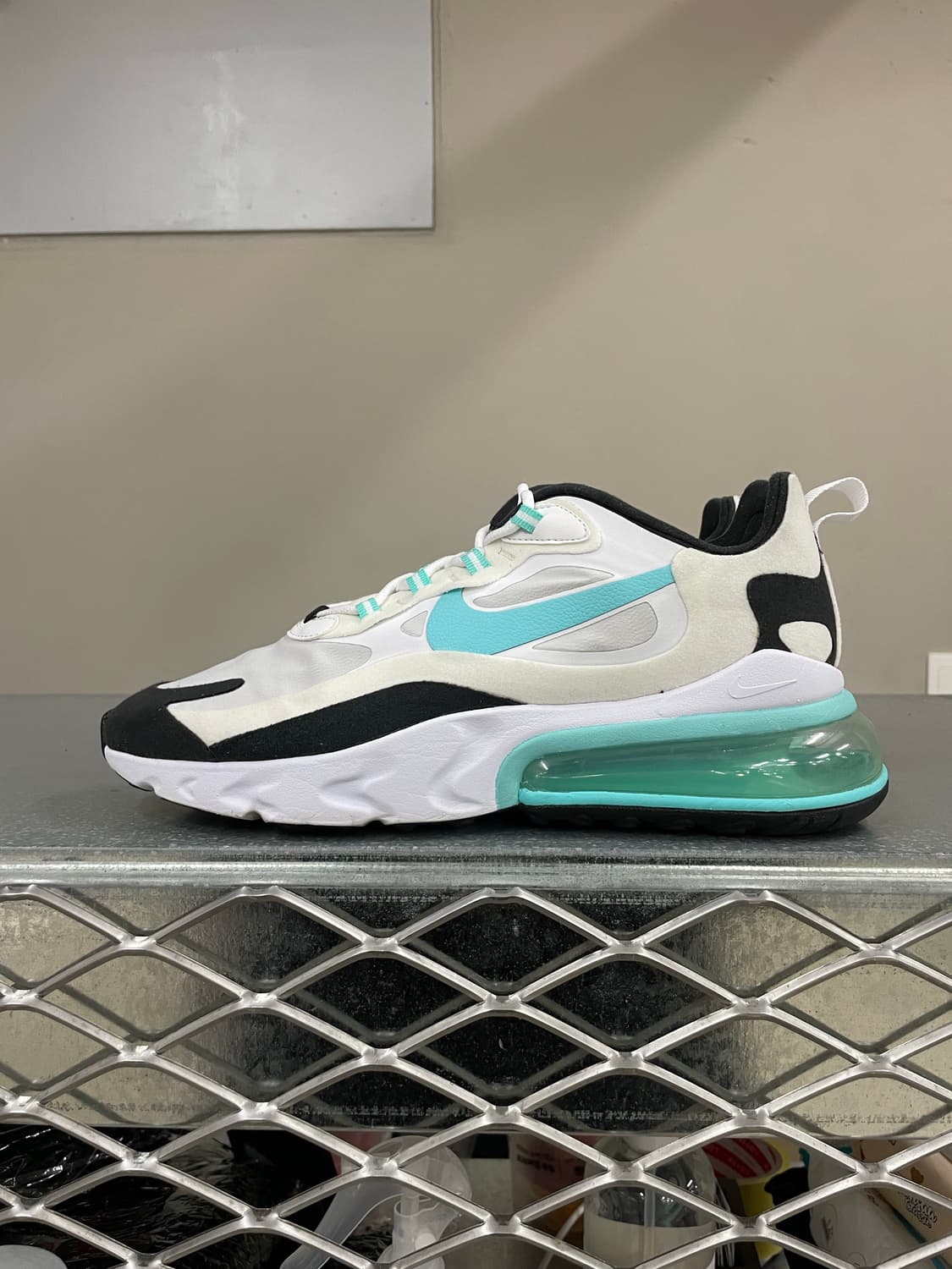 나이키 에어맥스 리액트 오로라 그린 270 상품이미지1