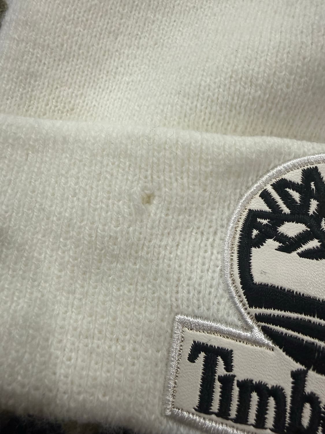 FW16 슈프림 x 팀버랜드 비니 (하자있음) 상품이미지3