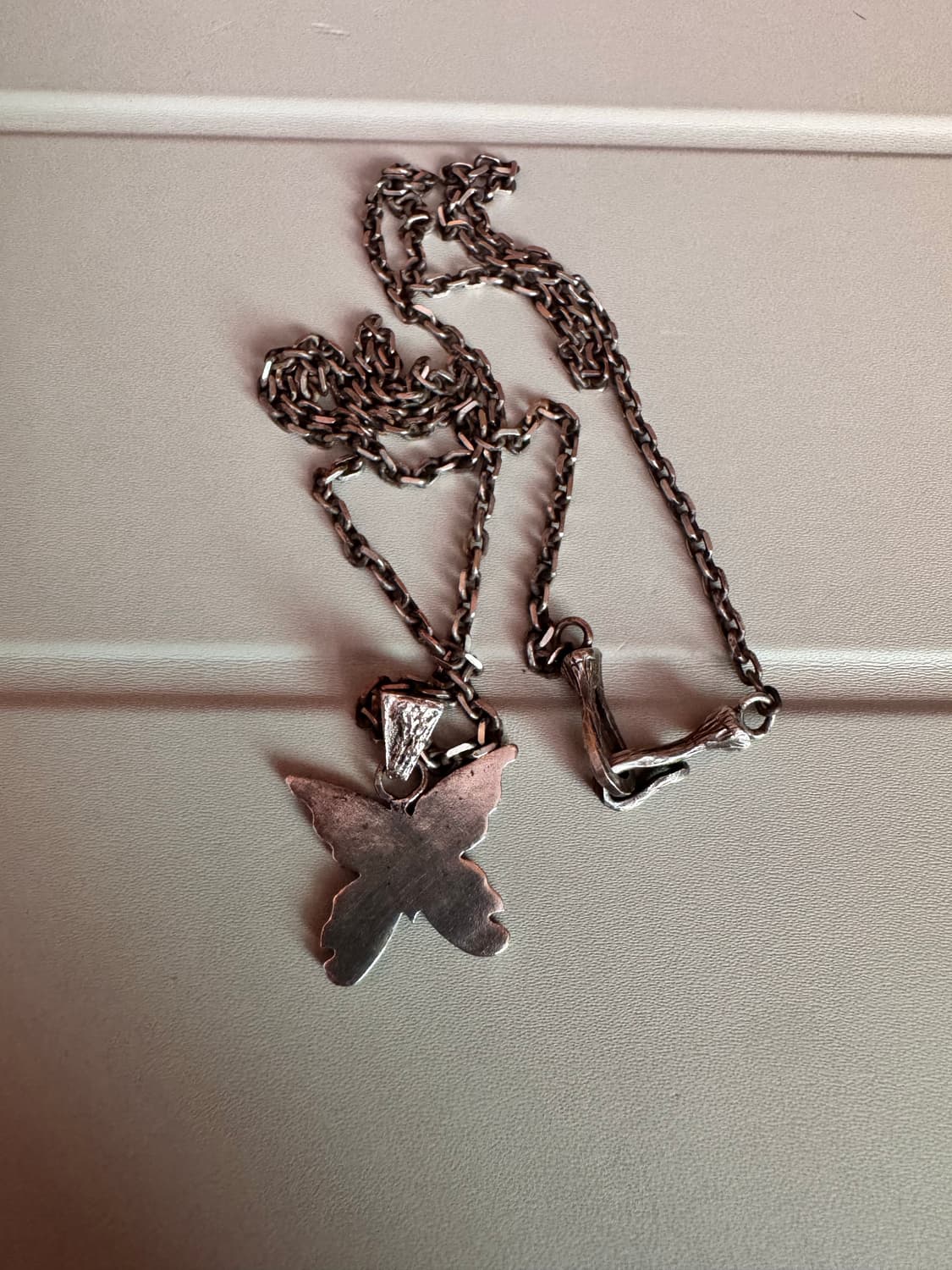 바호 스튜디오 나비 목걸이 상품이미지2