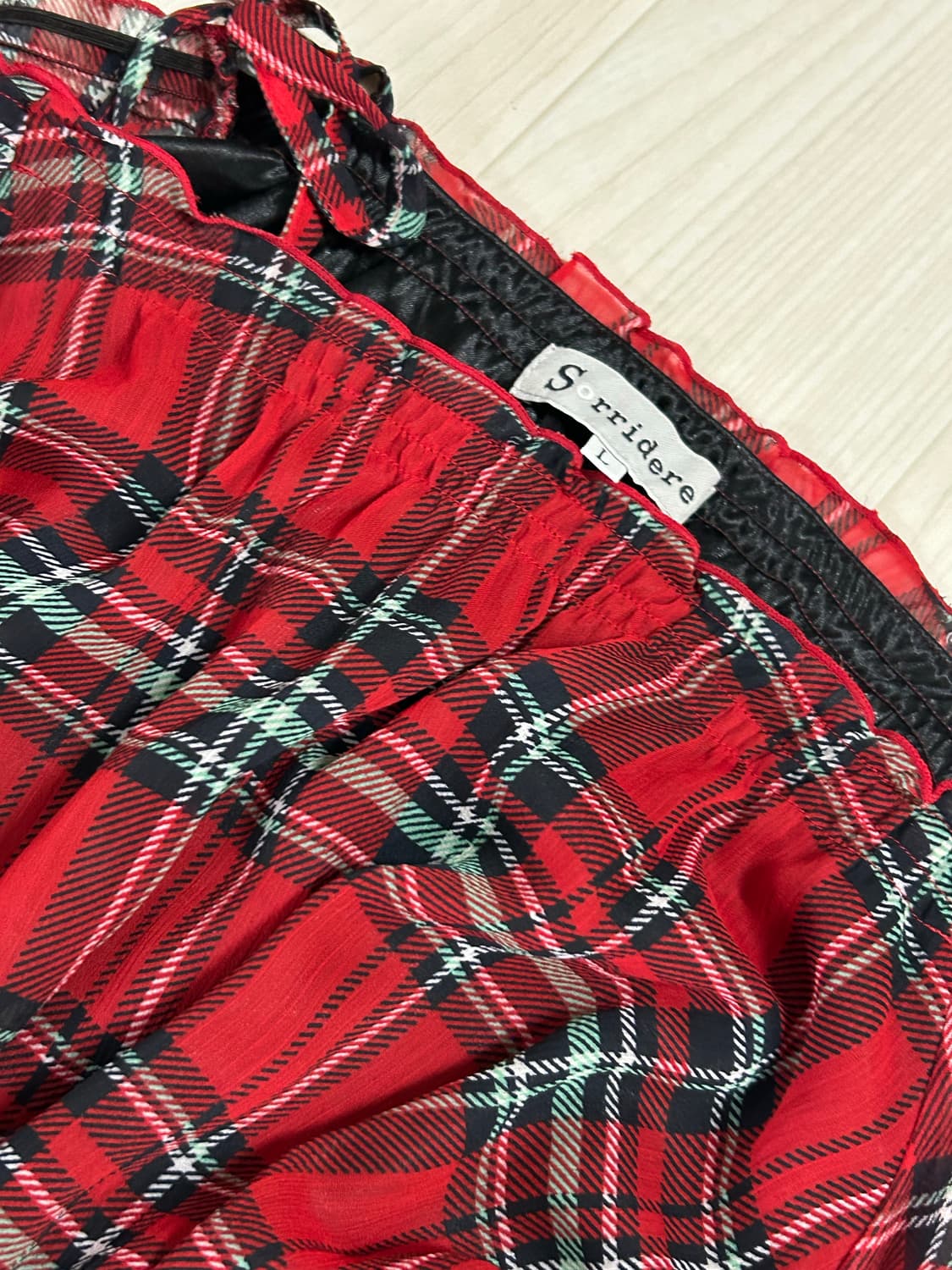 Sorridere 케케체깔 체크무드 오프숄더 리본탑 상품이미지2