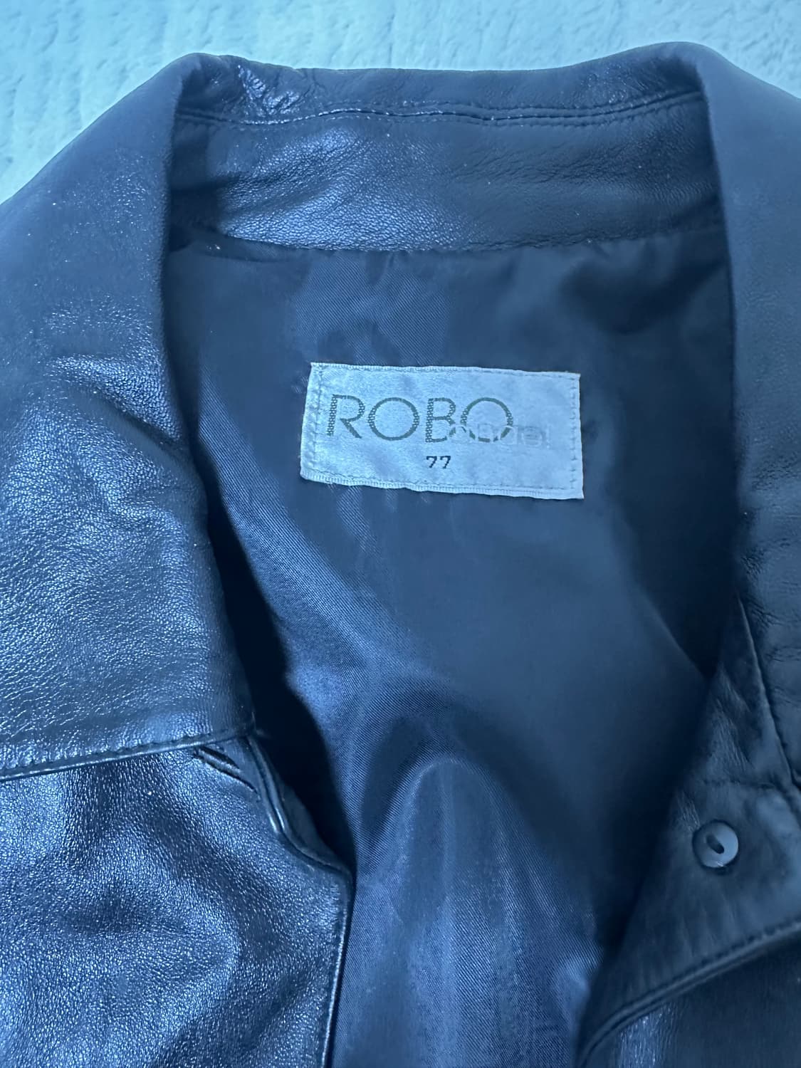 로보 가죽재킷 처분 상품이미지3
