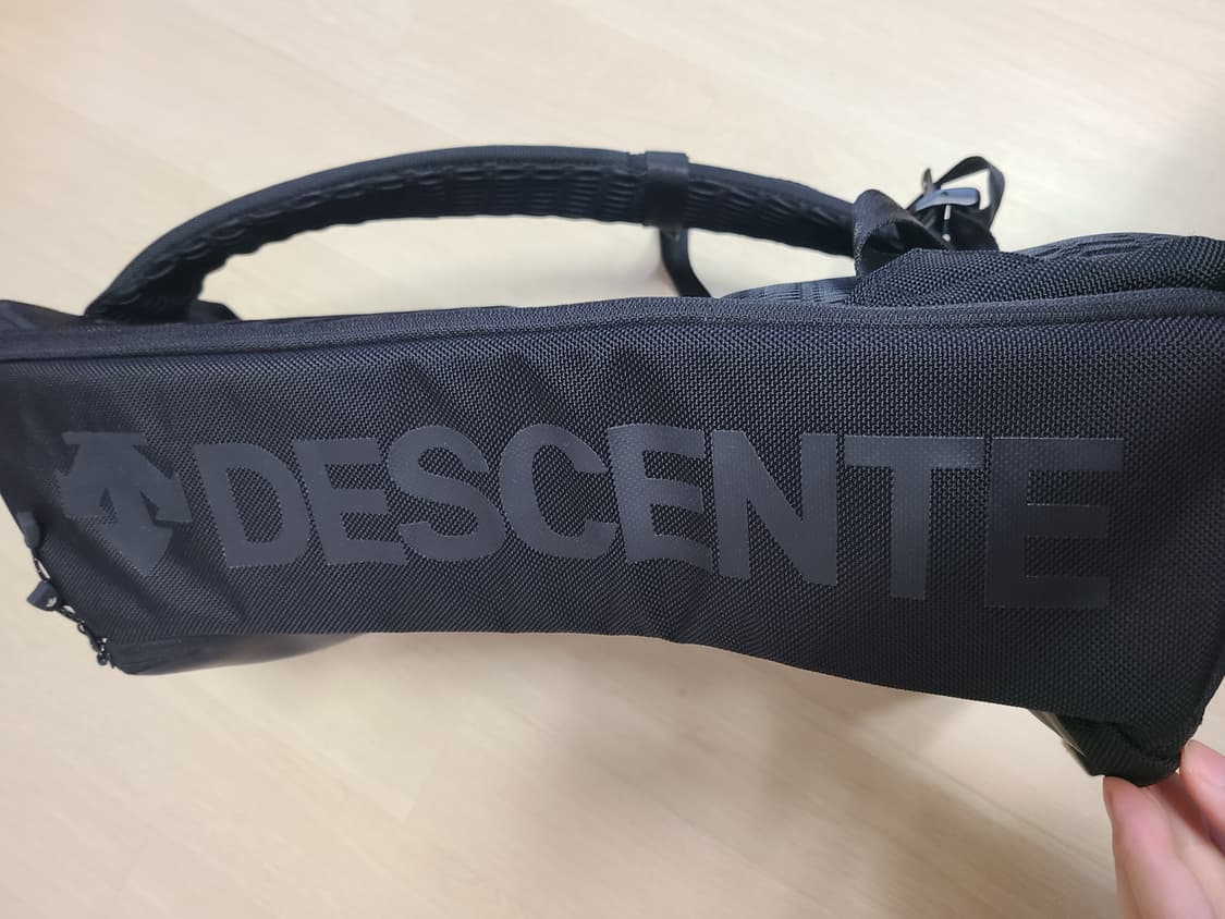 데상트 백팩 상품이미지1