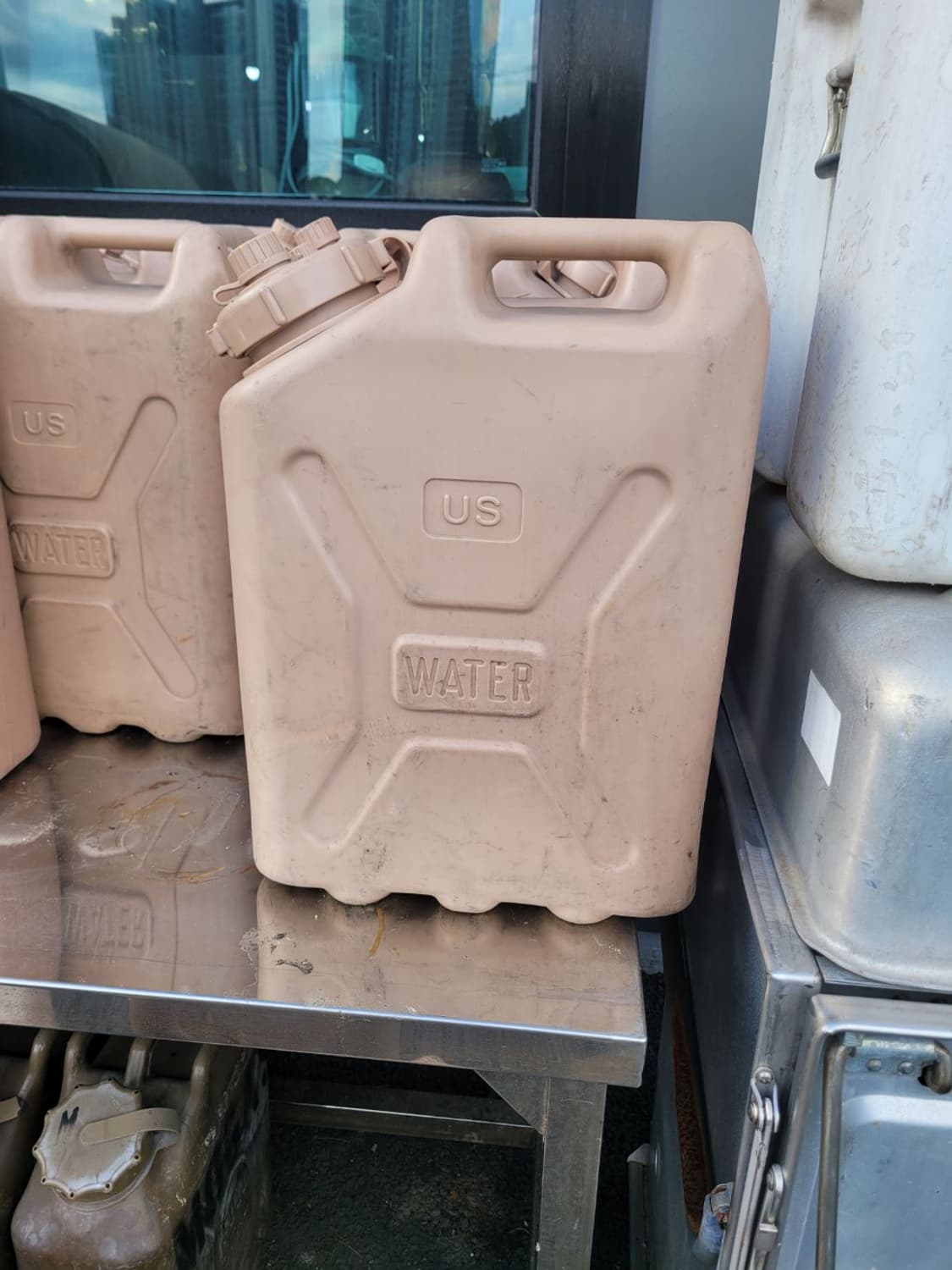 미군지급용물통5겔런(18.9리터)
 상품이미지1