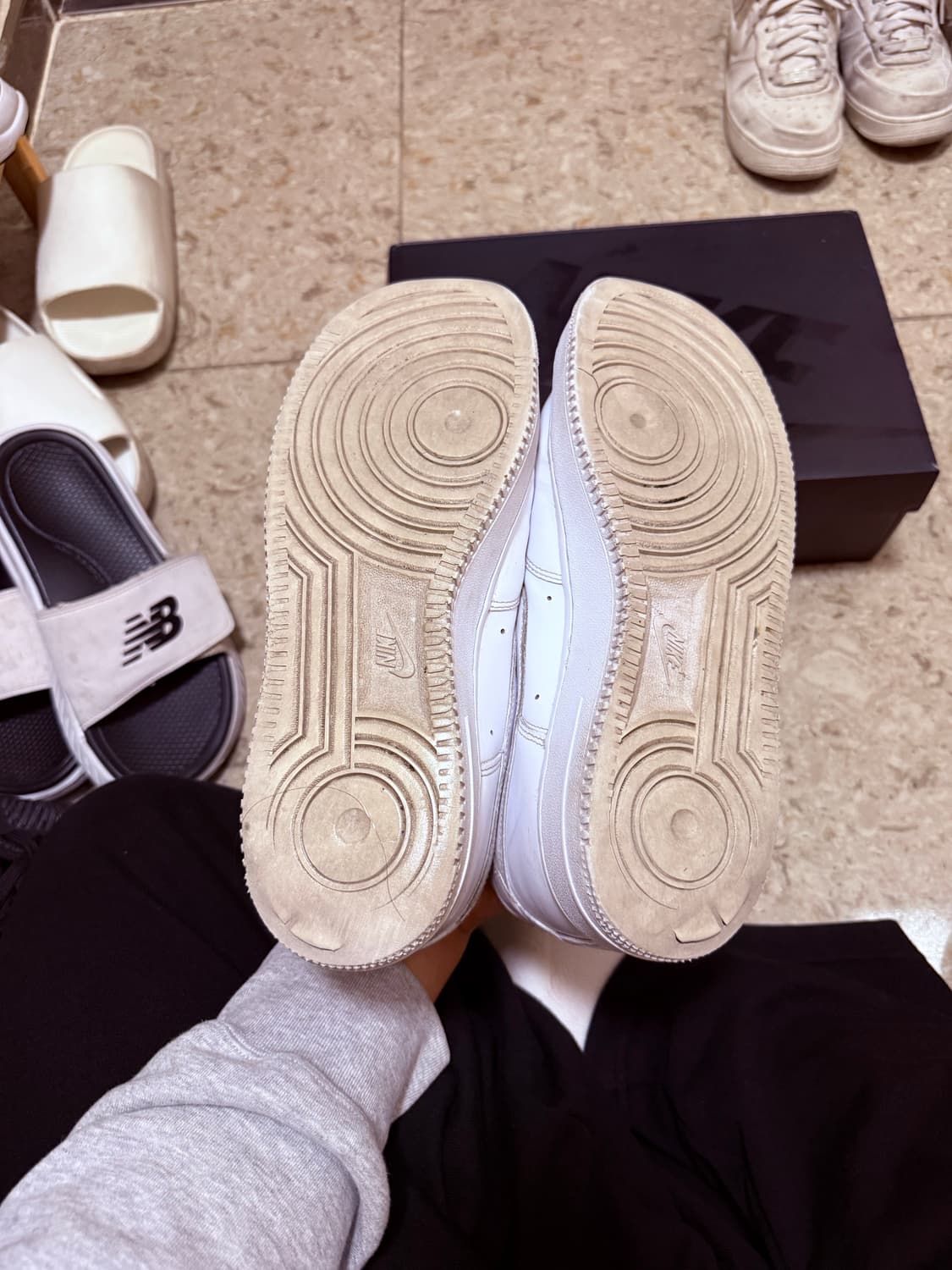 나이키 슈프림 에어포스1 로우 화이트 280 상품이미지3