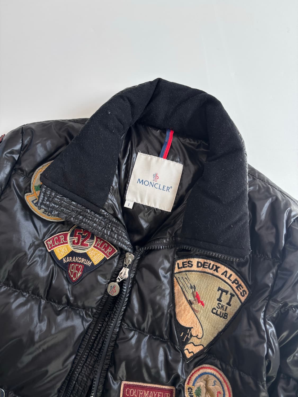 Moncler K2 몽클레어 와펜 스페셜 패치 패딩 상품이미지6