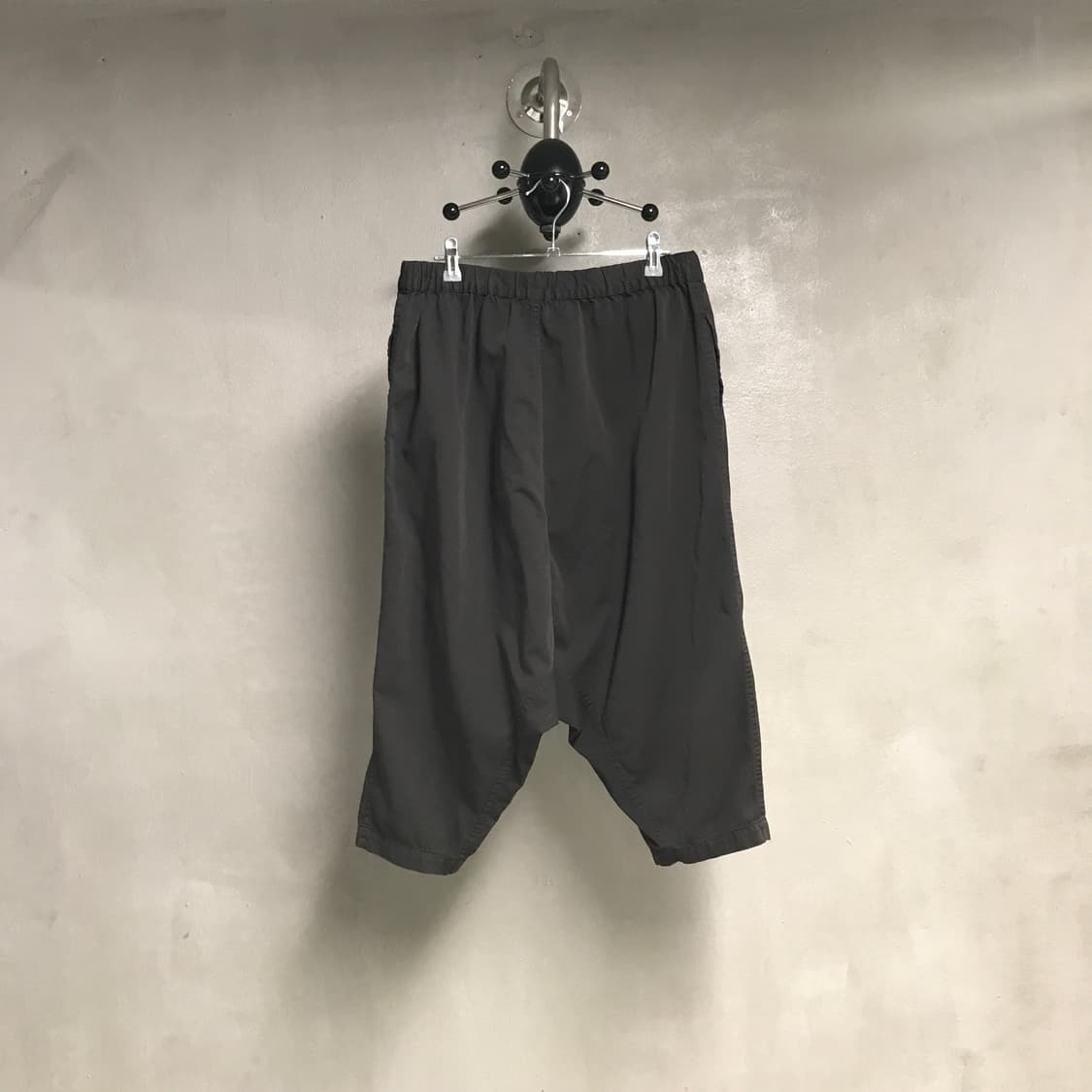 꼼데가르송 7부 팬츠 S 상품이미지5