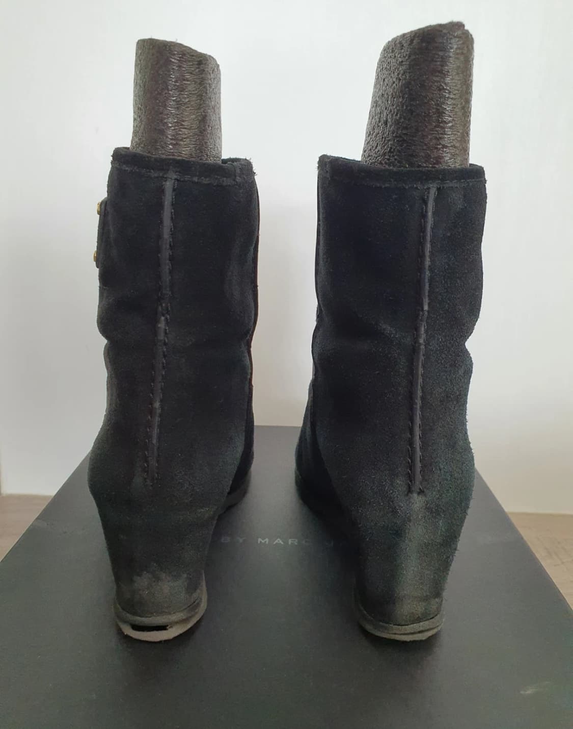 마크 바이 마크 제이콥스 블랙 스웨이드 앵클 부츠 230 상품이미지3