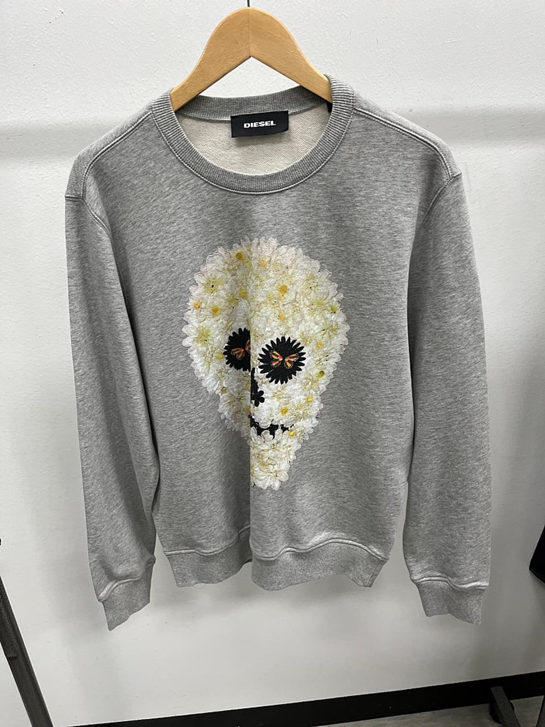 100-105) 디젤 스컬플라워 맨투맨  상품이미지1