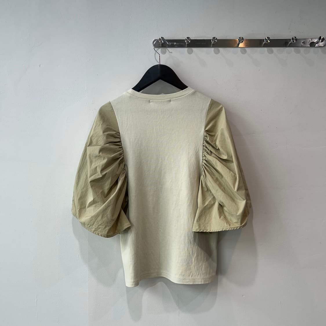 벌룬 디테일 top 상품이미지1