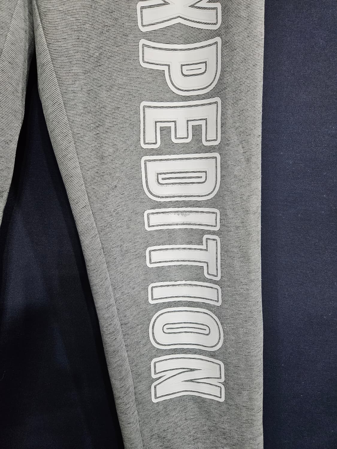 디스커버리 프린팅 그레이 남성 허리 28~30 조거팬츠  상품이미지5