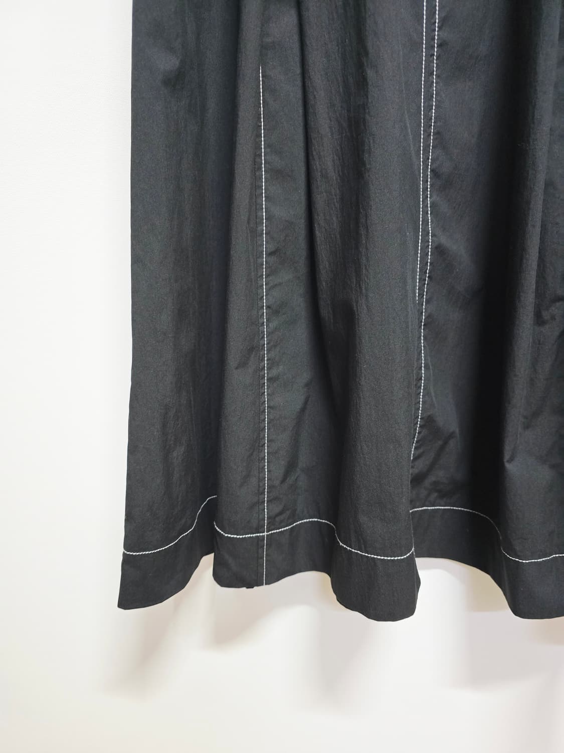 에고이스트 블랙 롱 원피스 스티치 포인트55 상품이미지4