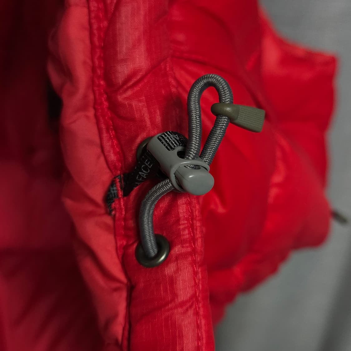 L ) 노스페이스 여성  700 눕시 패딩 베스트 레드 상품이미지6