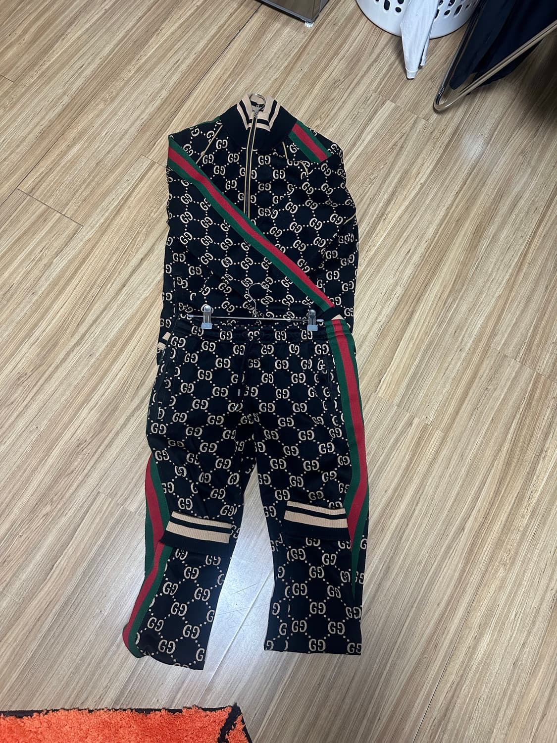 구찌 트레이닝 집업 세트 선착순 상품이미지1