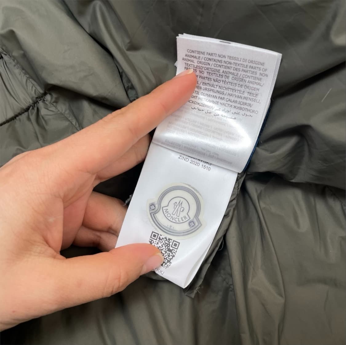 몽클레어 Moncler 카키 후드 퍼 롱패딩 1 상품이미지6