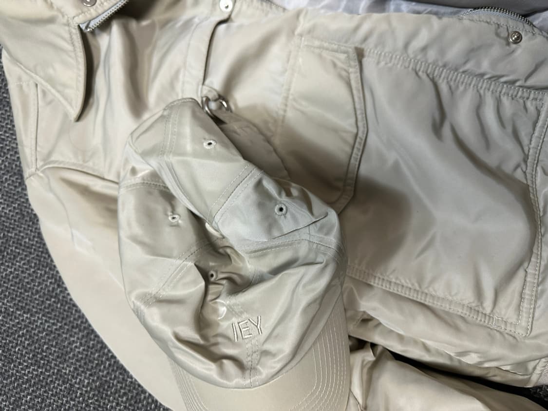 이에이 봄버 자켓 상품이미지3