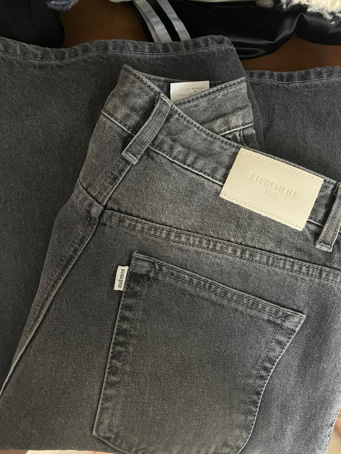 튜드먼트 LOOSE FIT DENIM PANTS GREY 상품이미지2