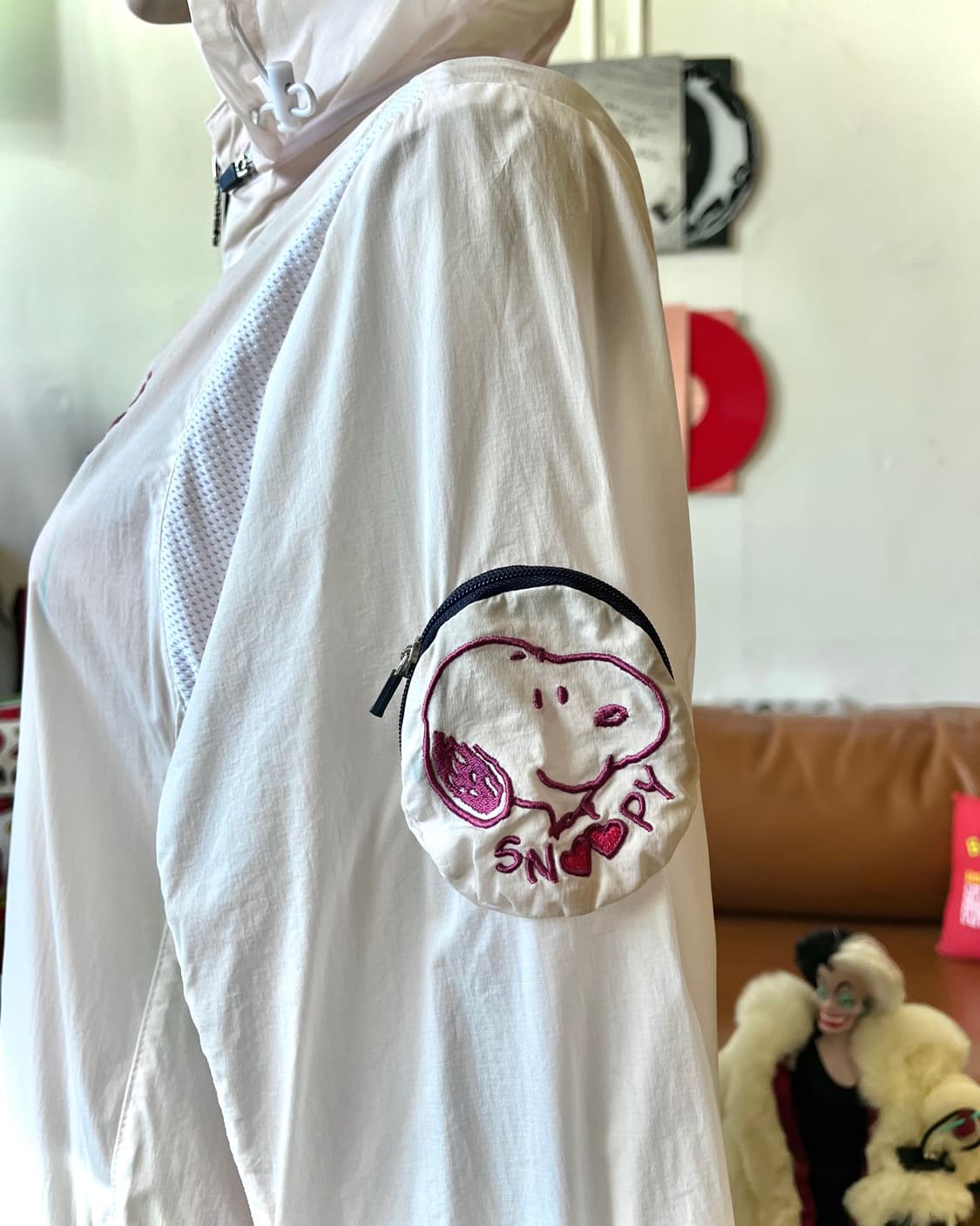 Old SNOOPY Nylon Hood Windbreaker Jacket 상품이미지4