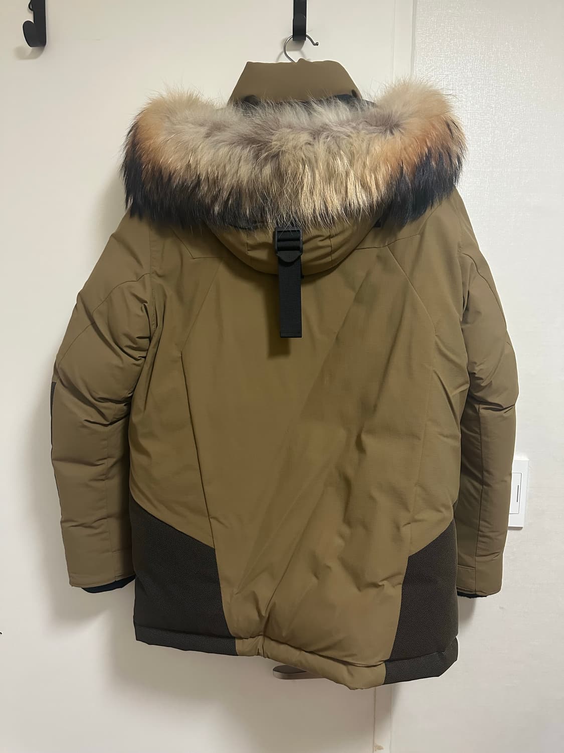 코오롱스포츠 Continuum (안타티카 상위버전) 패딩 판매합니다. 상품이미지2