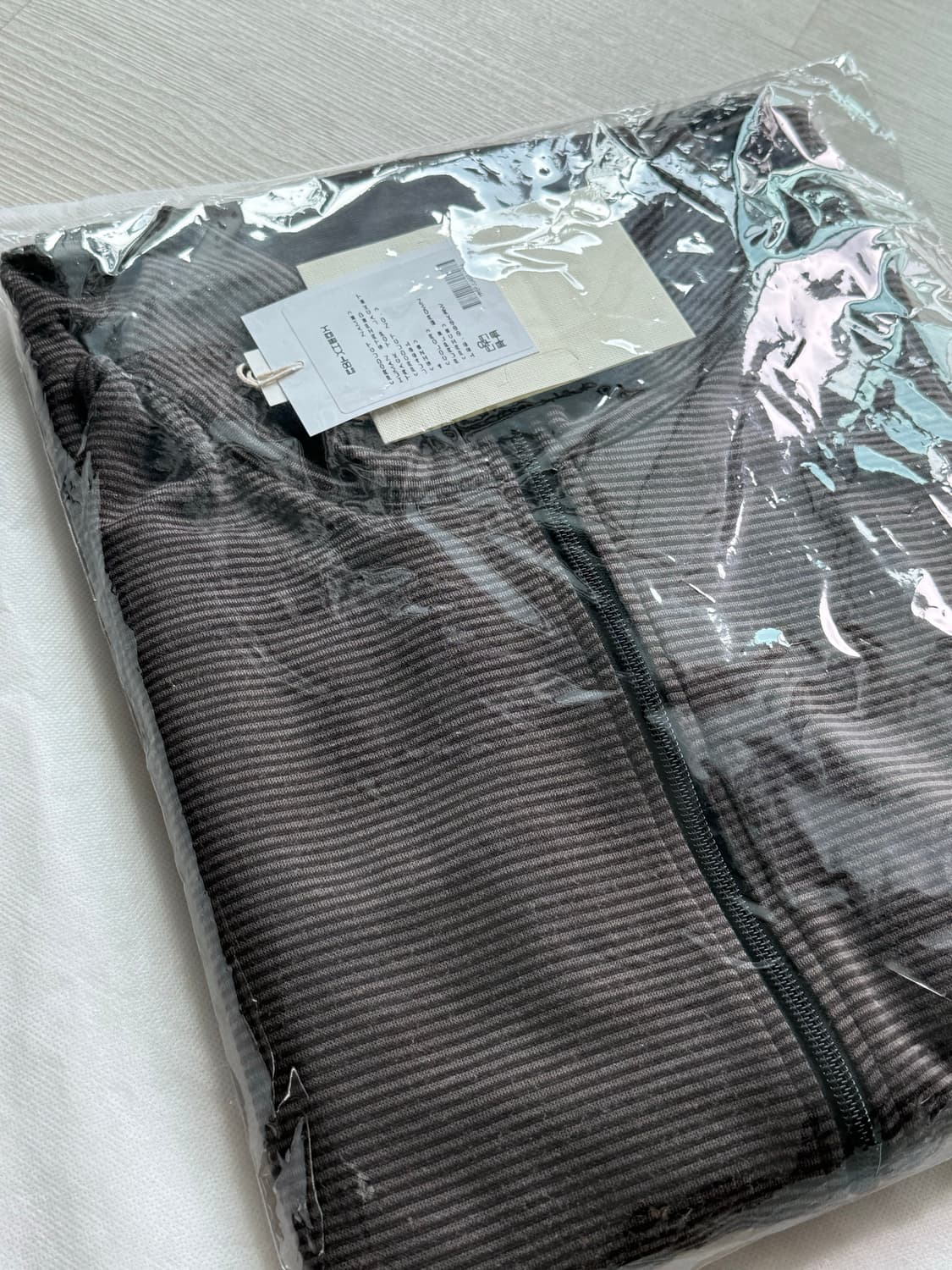 [4] 폴리테루 휴먼인덱스 스트라이프 트랙탑 퍼플브라운 팝니다. 상품이미지2