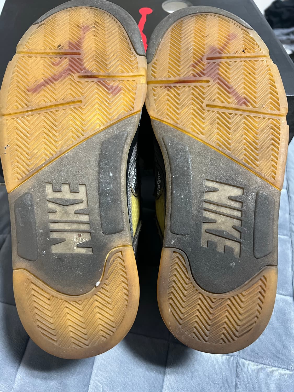 조던5 X 오프화이트 레트로 SP 블랙 모슬린 상품이미지5