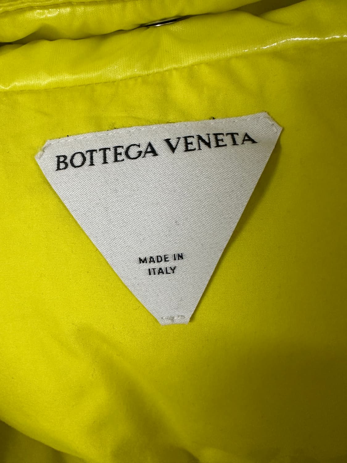 보테가 베네타 옐로우 나일론 푸퍼 패딩 상품이미지3