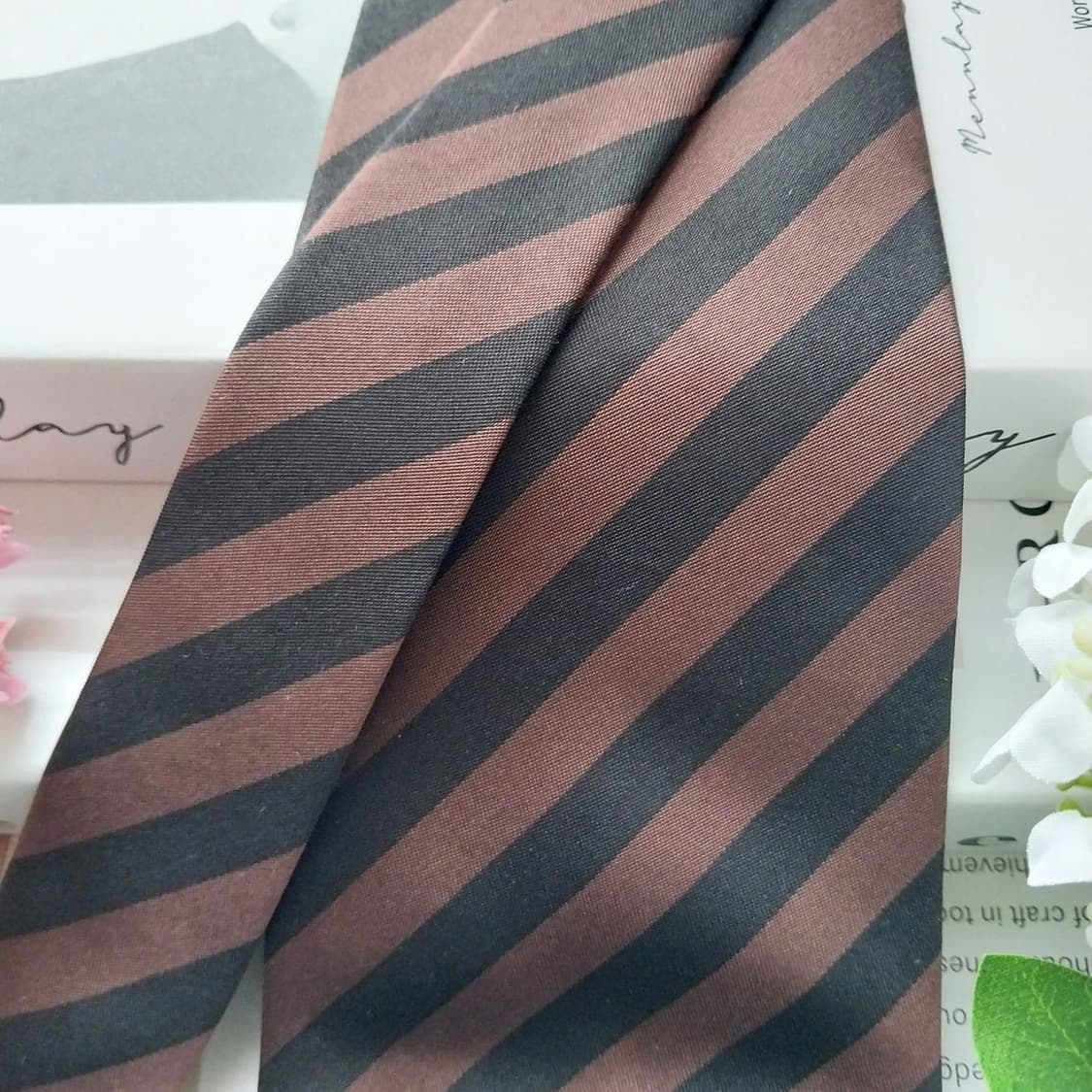 발렌티노 실크 브라운&블랙 스트라이프 넥타이 10cm A등급 K1483
 상품이미지3