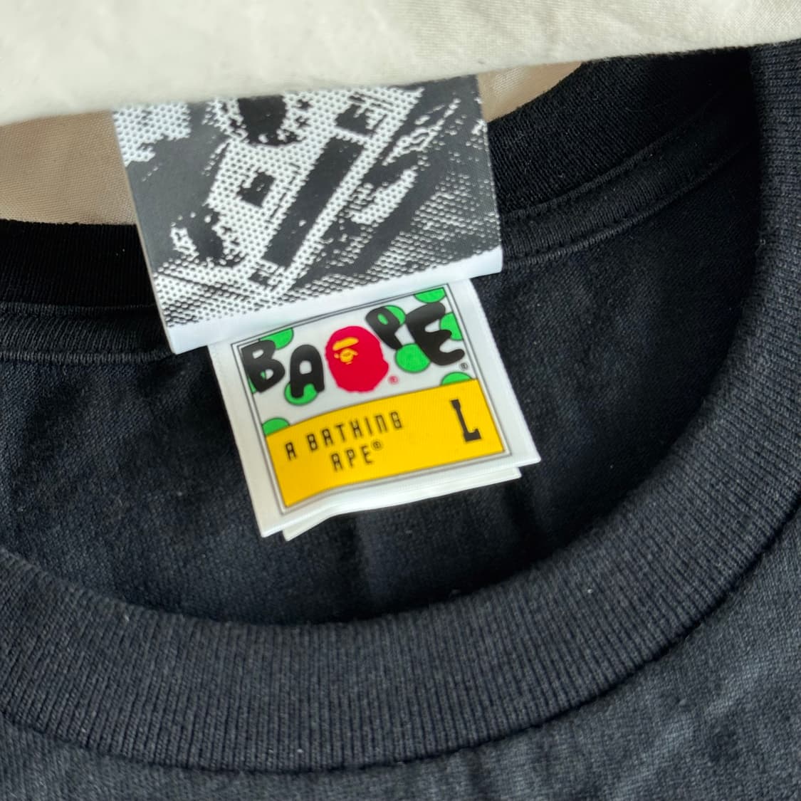 베이프 반팔티 검정 L 상품이미지2