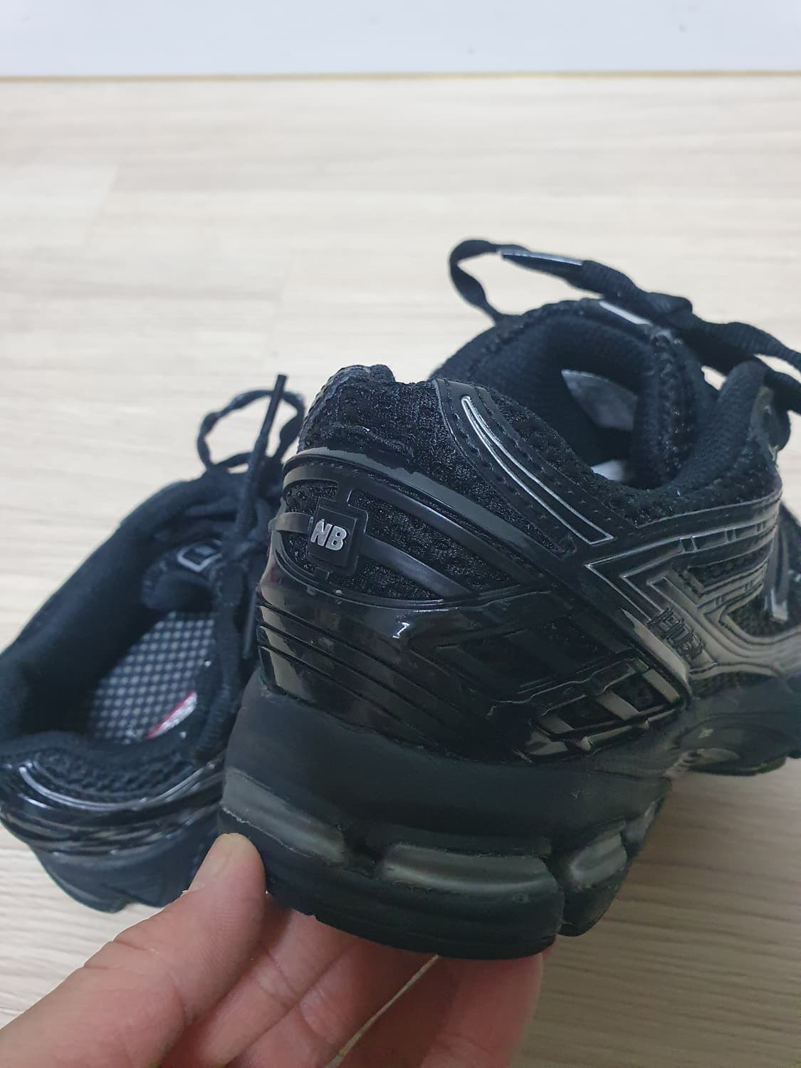 뉴발란스 1906R 블랙 운동화 240 상품이미지8
