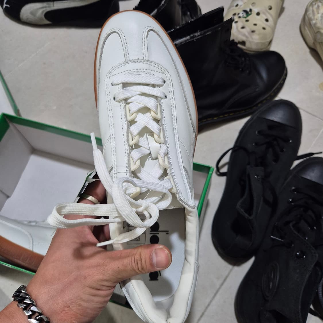 디아도라 스니커즈 상품이미지3