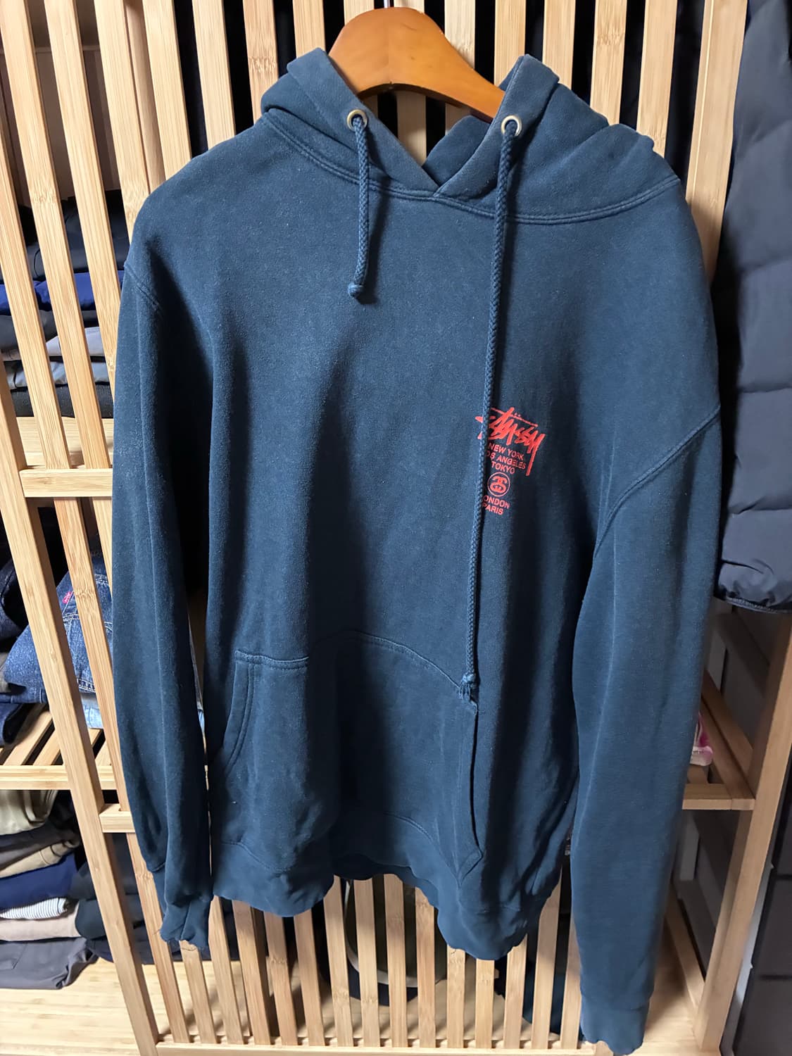 Stussy  월드 투어 카모플라쥬 로고 네이비 스웻 후드티 상품이미지2