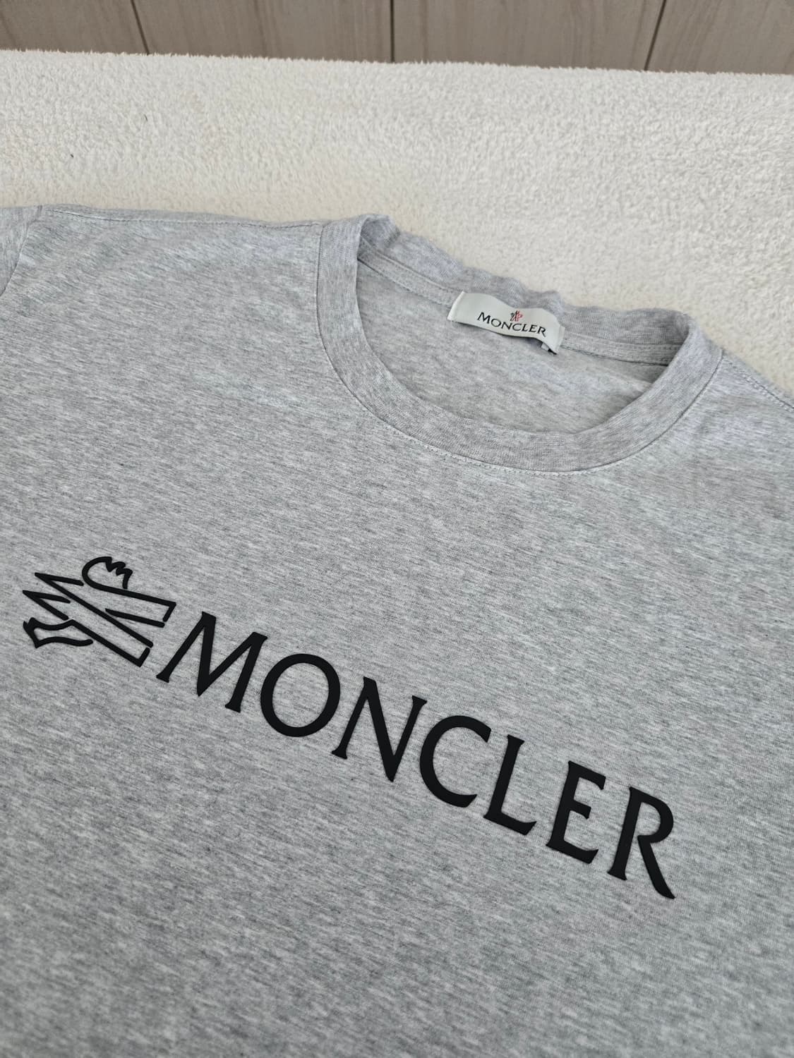 몽클레어 반팔티 그레이 L 상품이미지7