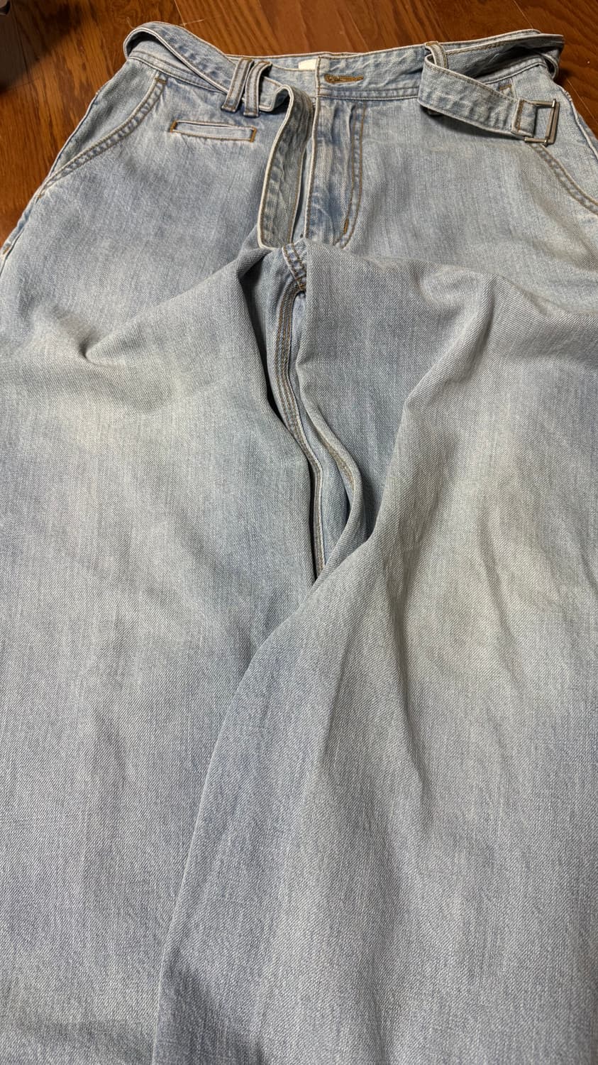 노운 벨티드 데님팬츠 라이트블루 0사이즈 상품이미지5