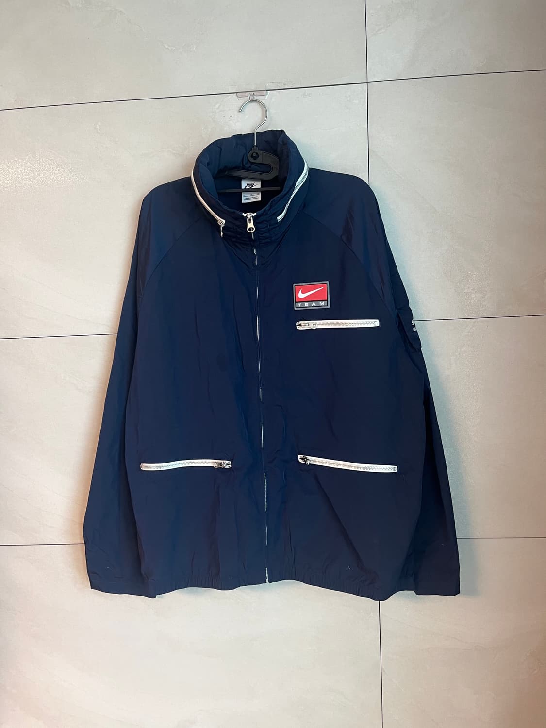 [XL] 나이키 라이트 웨이트 바람막이 자켓 네이비 상품이미지4