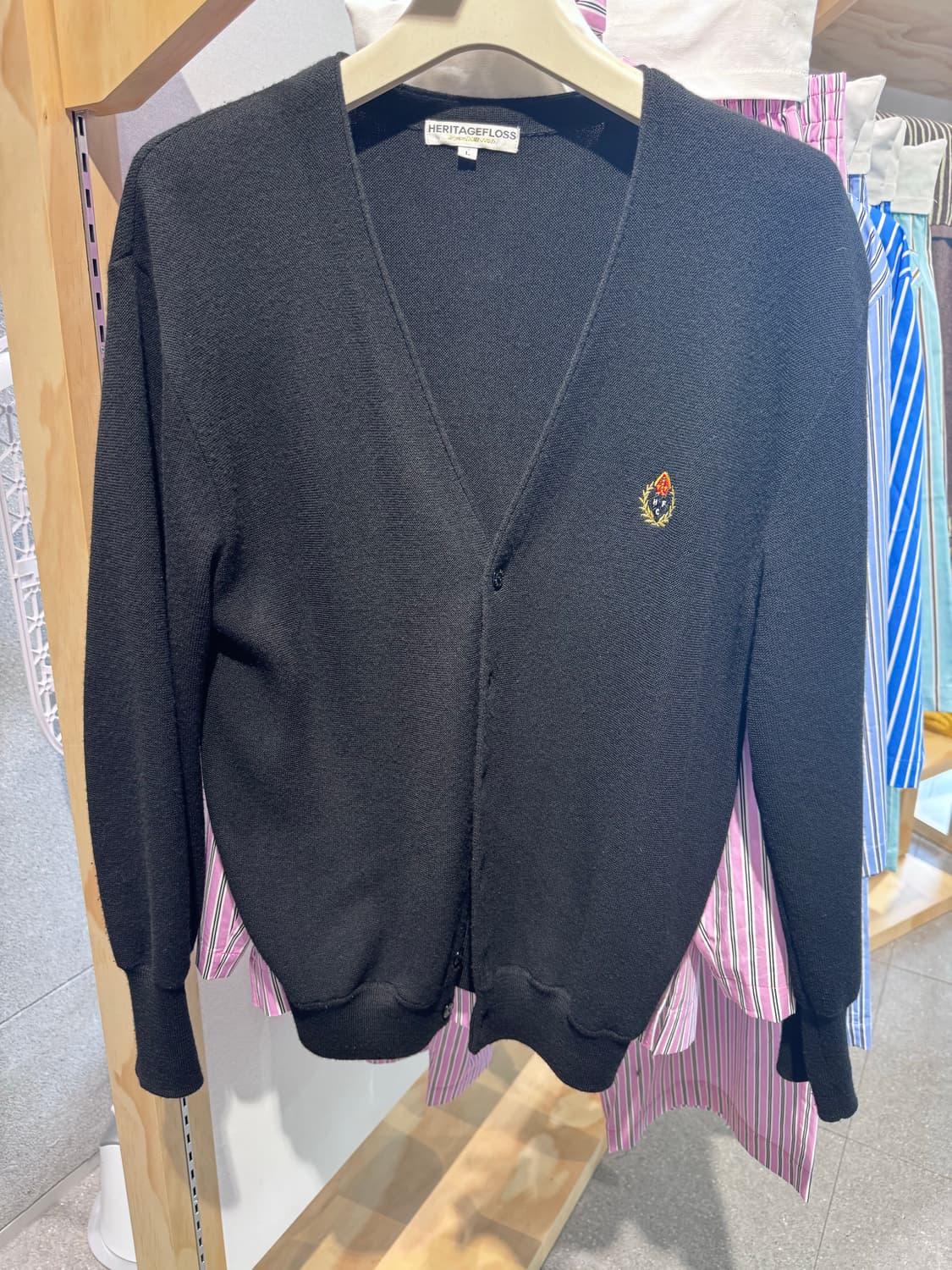 헤리티지플로스 블랙 L 울가디건 상품이미지1