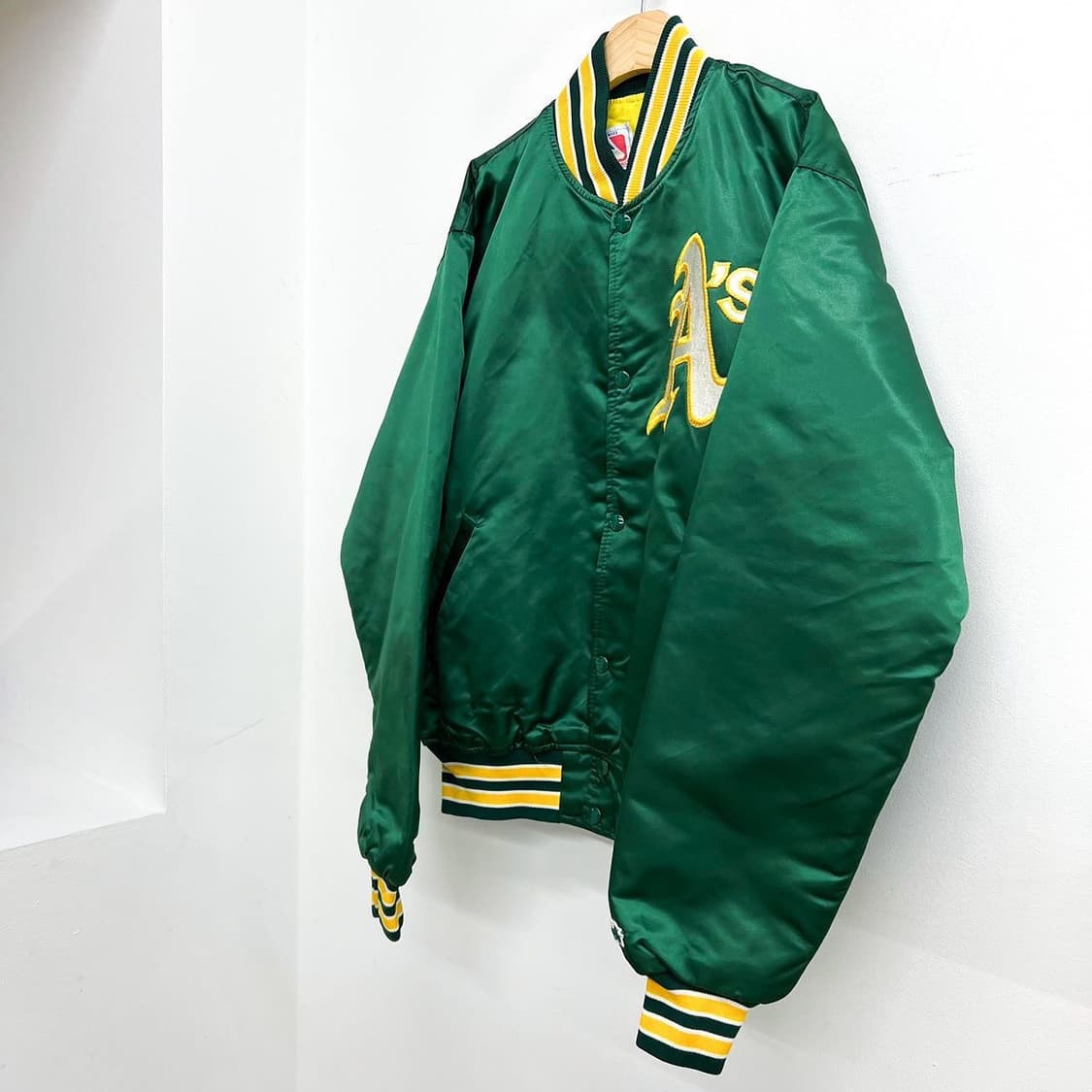 스타터 90s 오클랜드 어슬레틱스 사틴 베이스볼 점퍼 상품이미지3