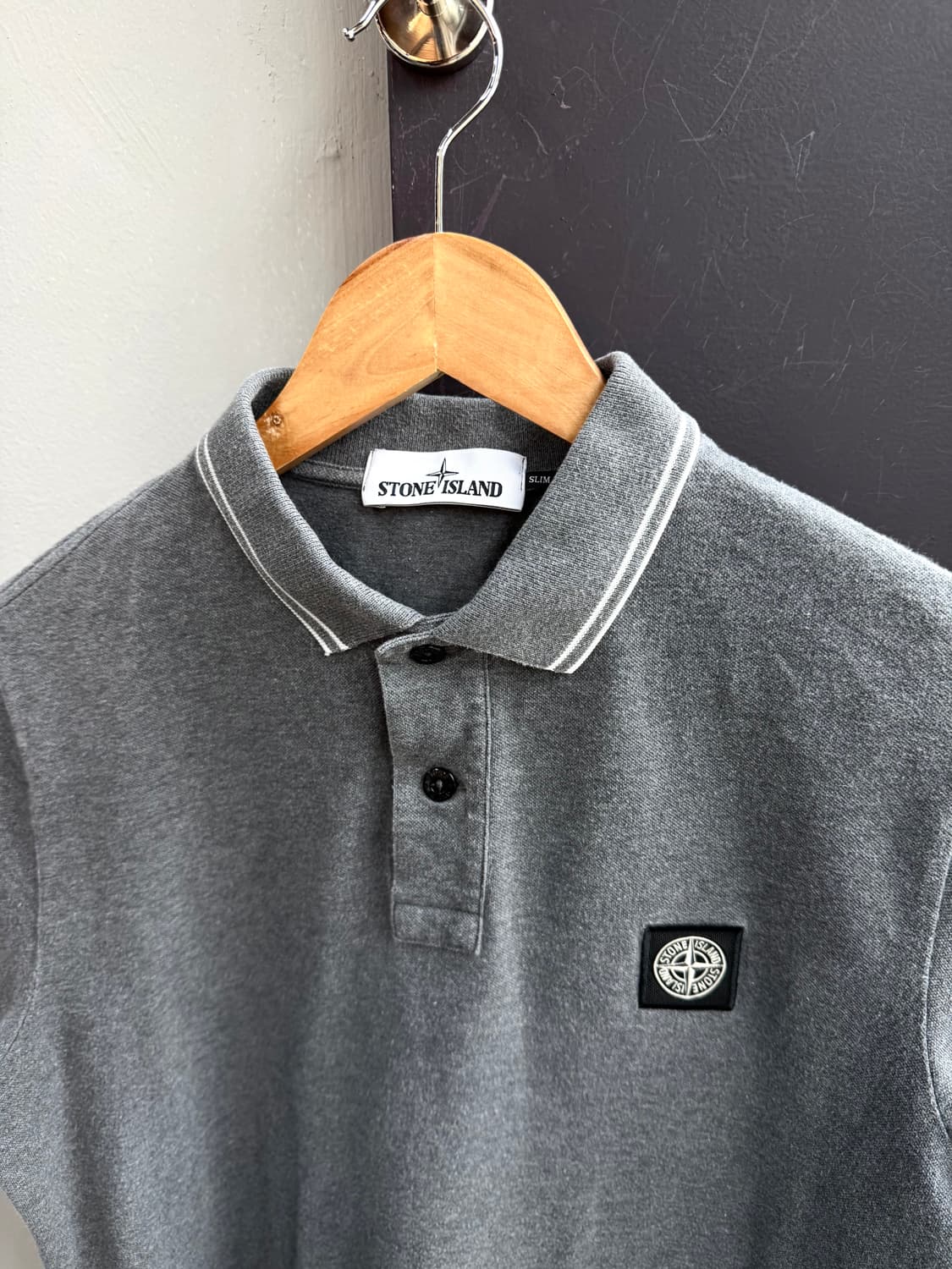 M/ 스톤아일랜드 자수패치 슬림핏 반팔 상품이미지5
