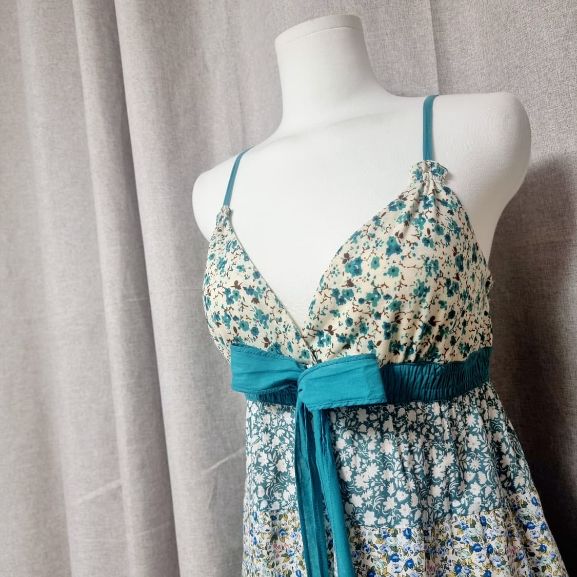 t.view Lulumari 휴양지룩 테슬 코튼 원피스 (66/표기L) 상품이미지4