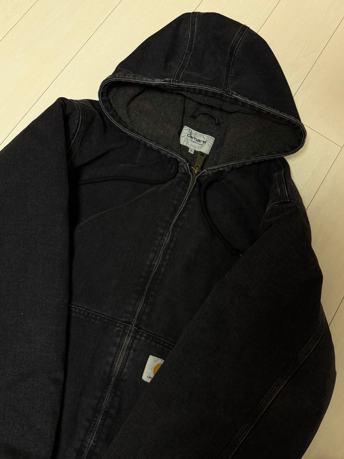 칼하트 WIP 메이틀랜드 데님 OG 액티브 자켓 블랙 스톤 워시드 상품이미지1