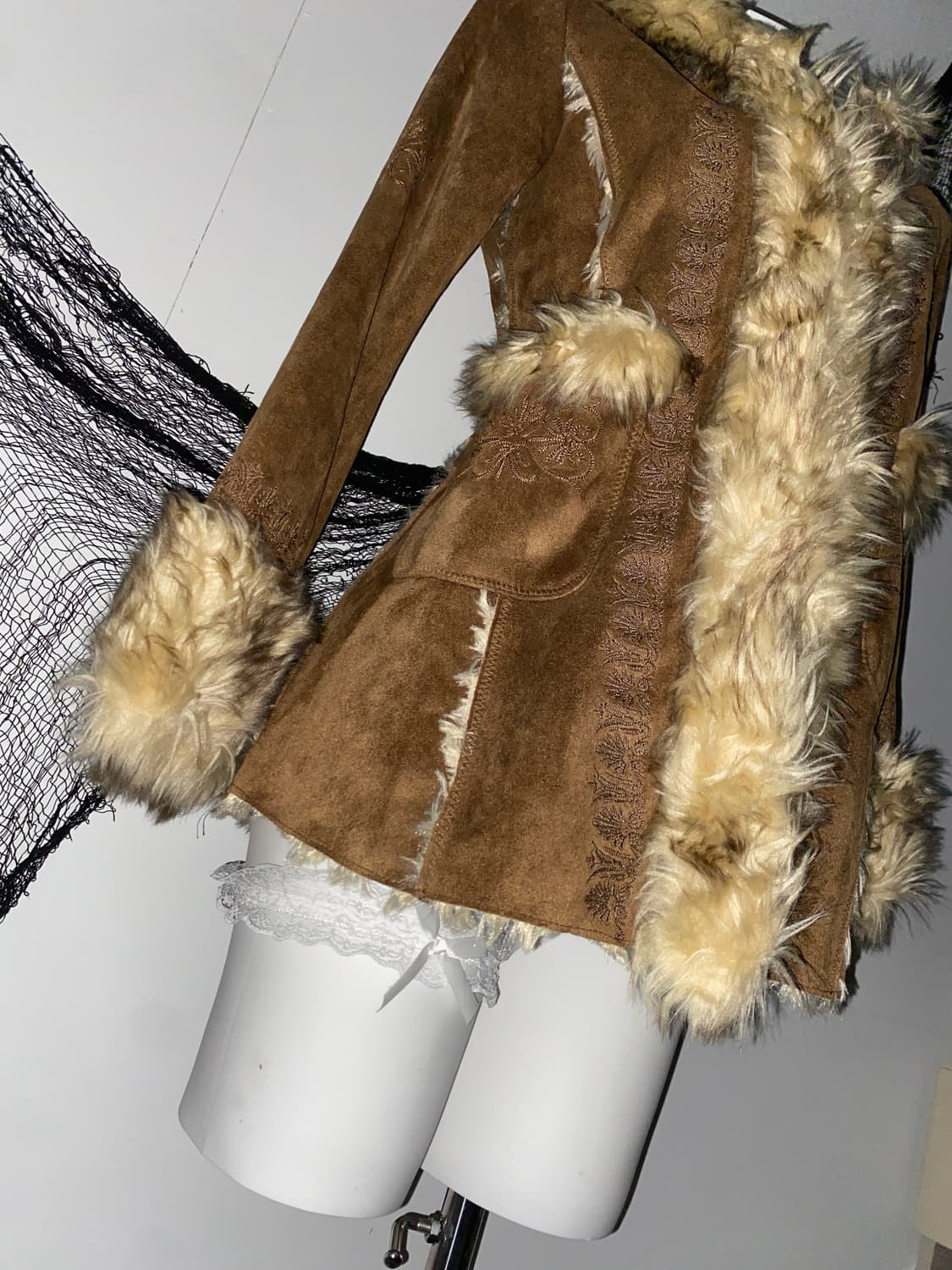 ꒰ঌ 히피 그런지 벨벳 자수 퍼 자켓 ໒꒱ 상품이미지3