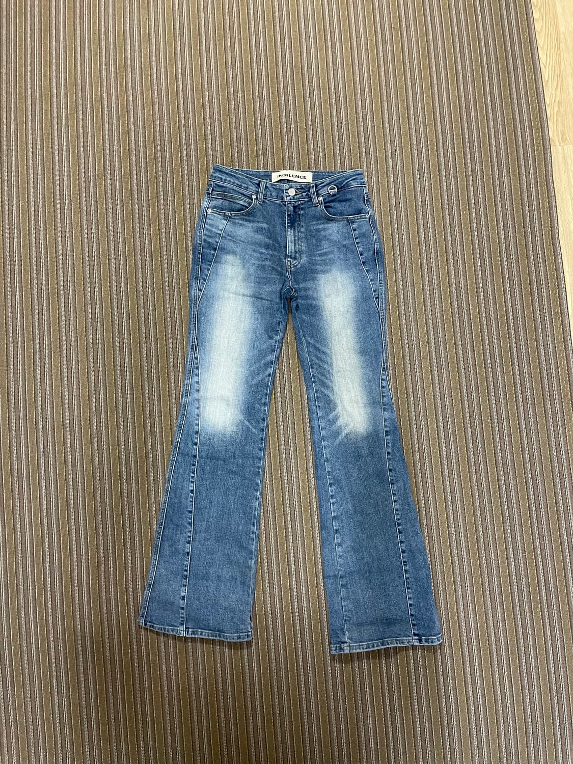 인사일런스 부츠컷 데님 상품이미지2