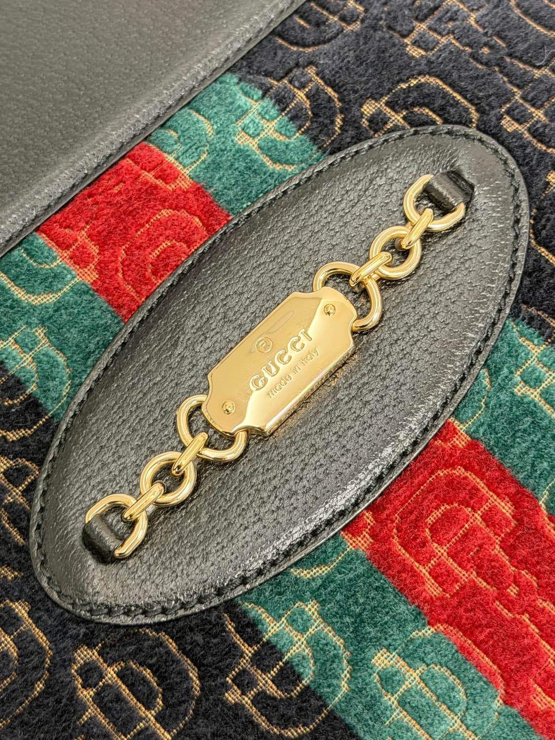 구찌 GG 벨벳 웹 스트라이프 토트백 상품이미지5