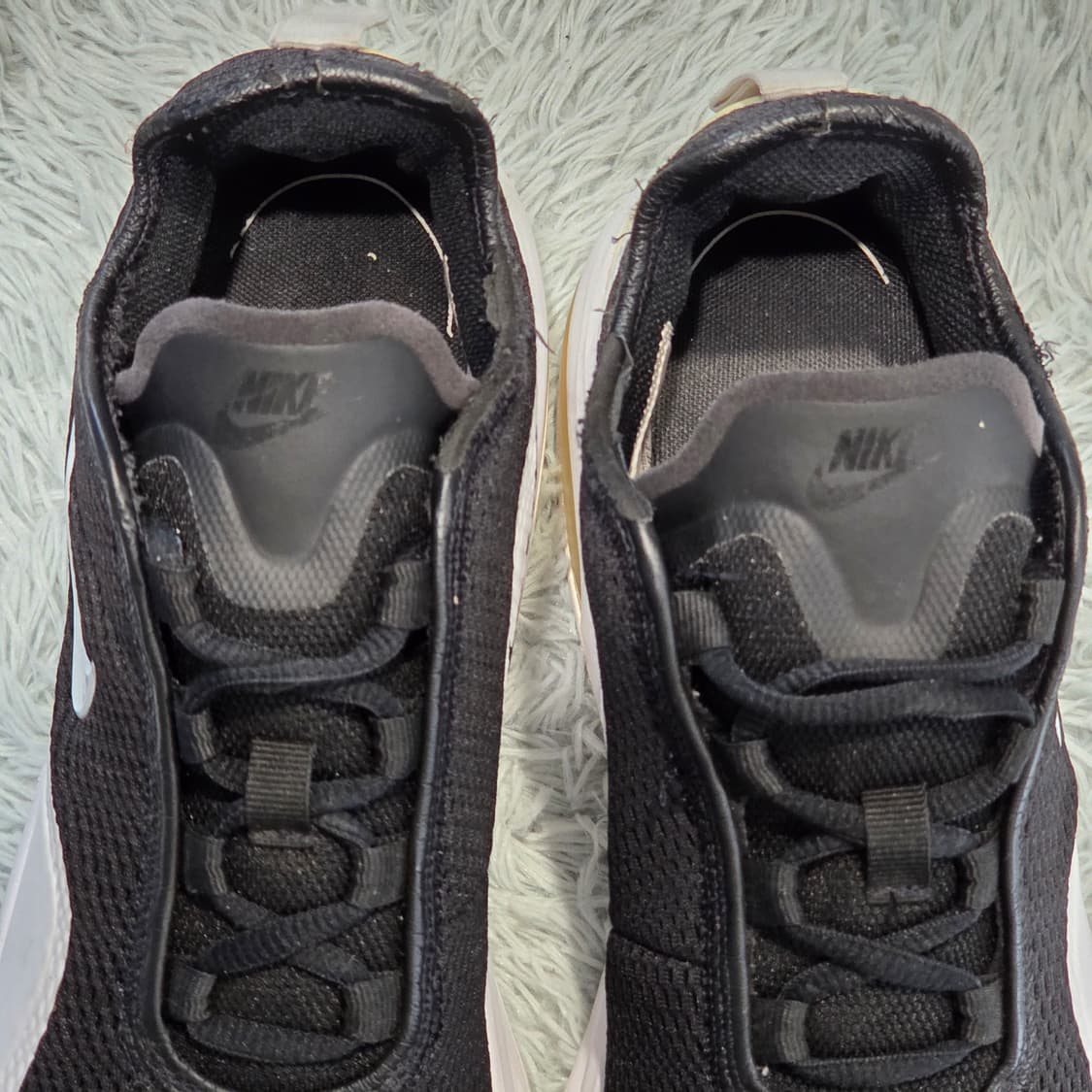 5a-6:나이키 에어 맥스 모션 2 블랙 화이트(275mm) 상품이미지6