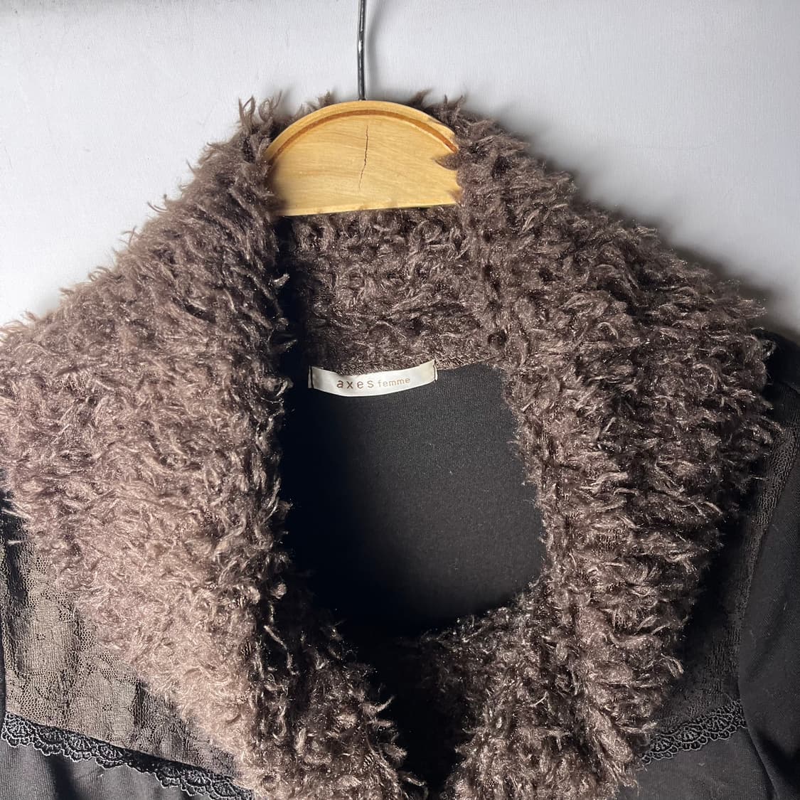 [AXES FEMME] 엑시즈팜 오네갸루 퍼 슬리브리스 상품이미지3