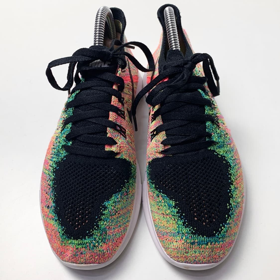 [235/정품] NIKE 나이키 프리 런 플라이니트 여성 운동화신발 상품이미지2