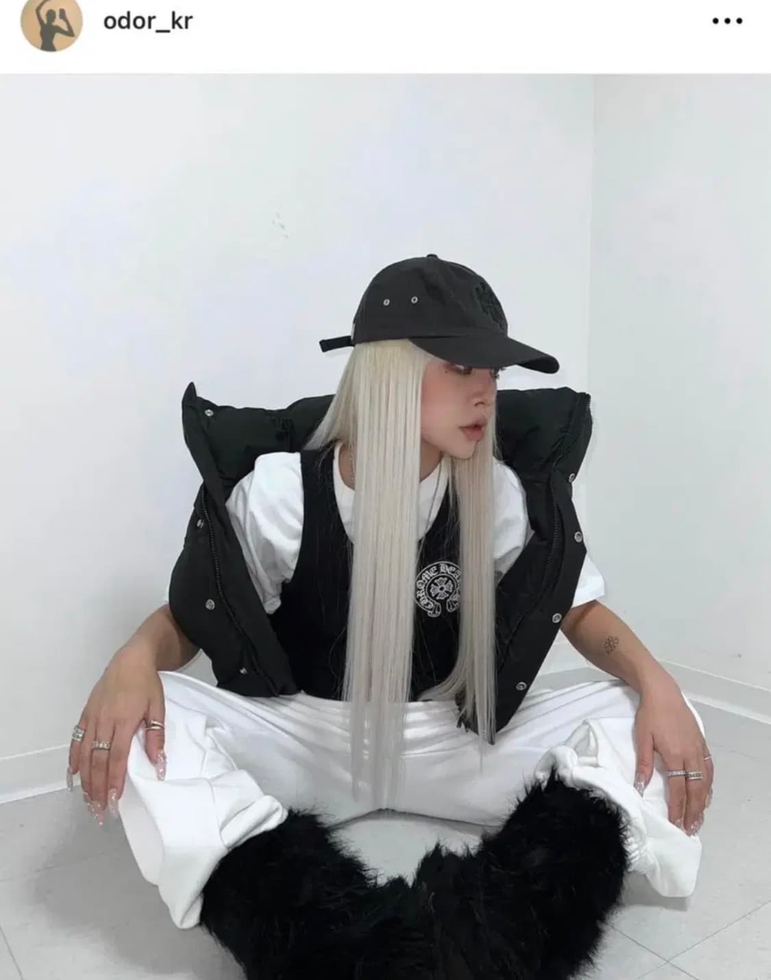 오도어 퍼 부츠 블랙  상품이미지1