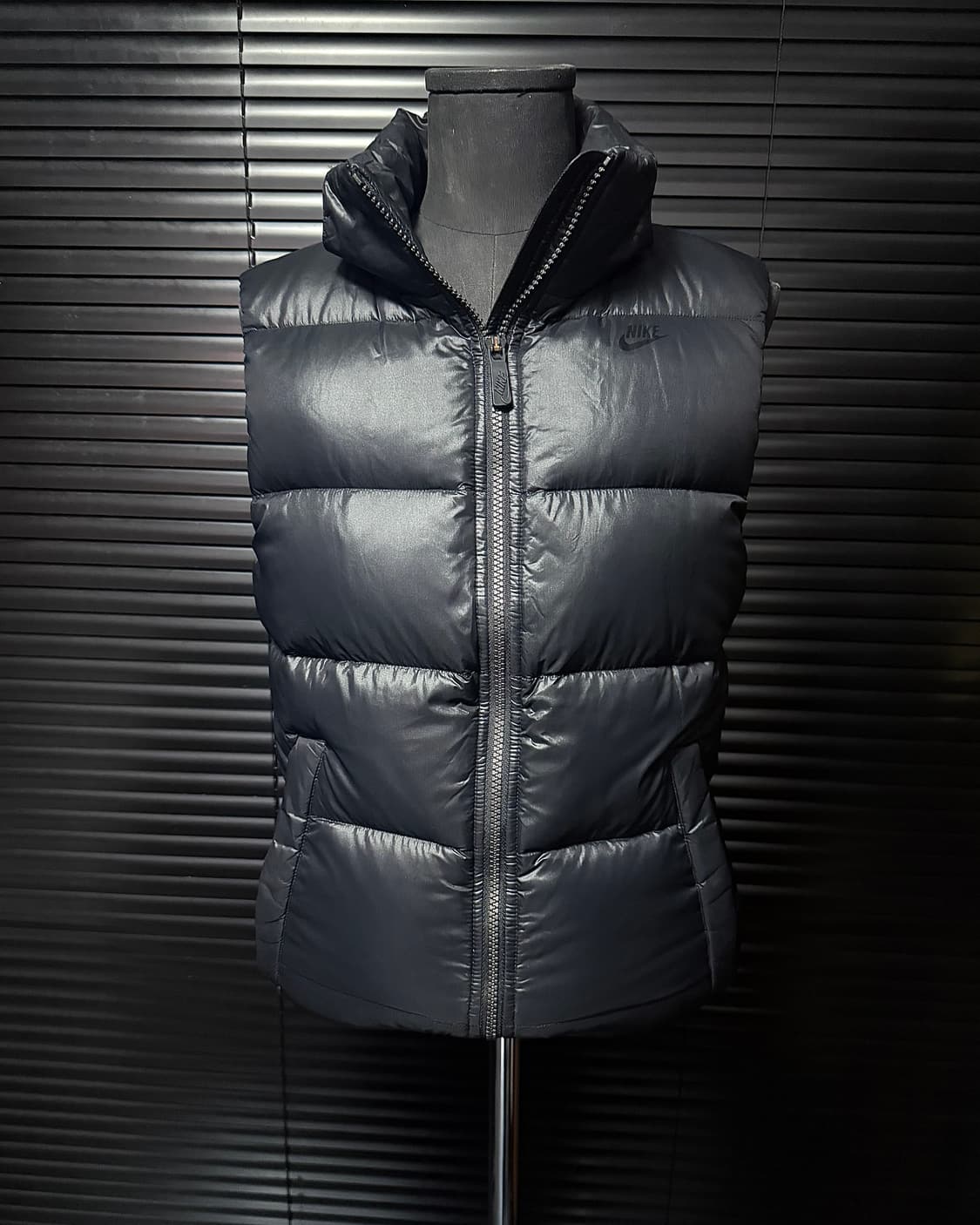 나이키 구스 다운 패딩 조끼 베스트 블랙 스우시 M 95 스트릿 하이넥  상품이미지2