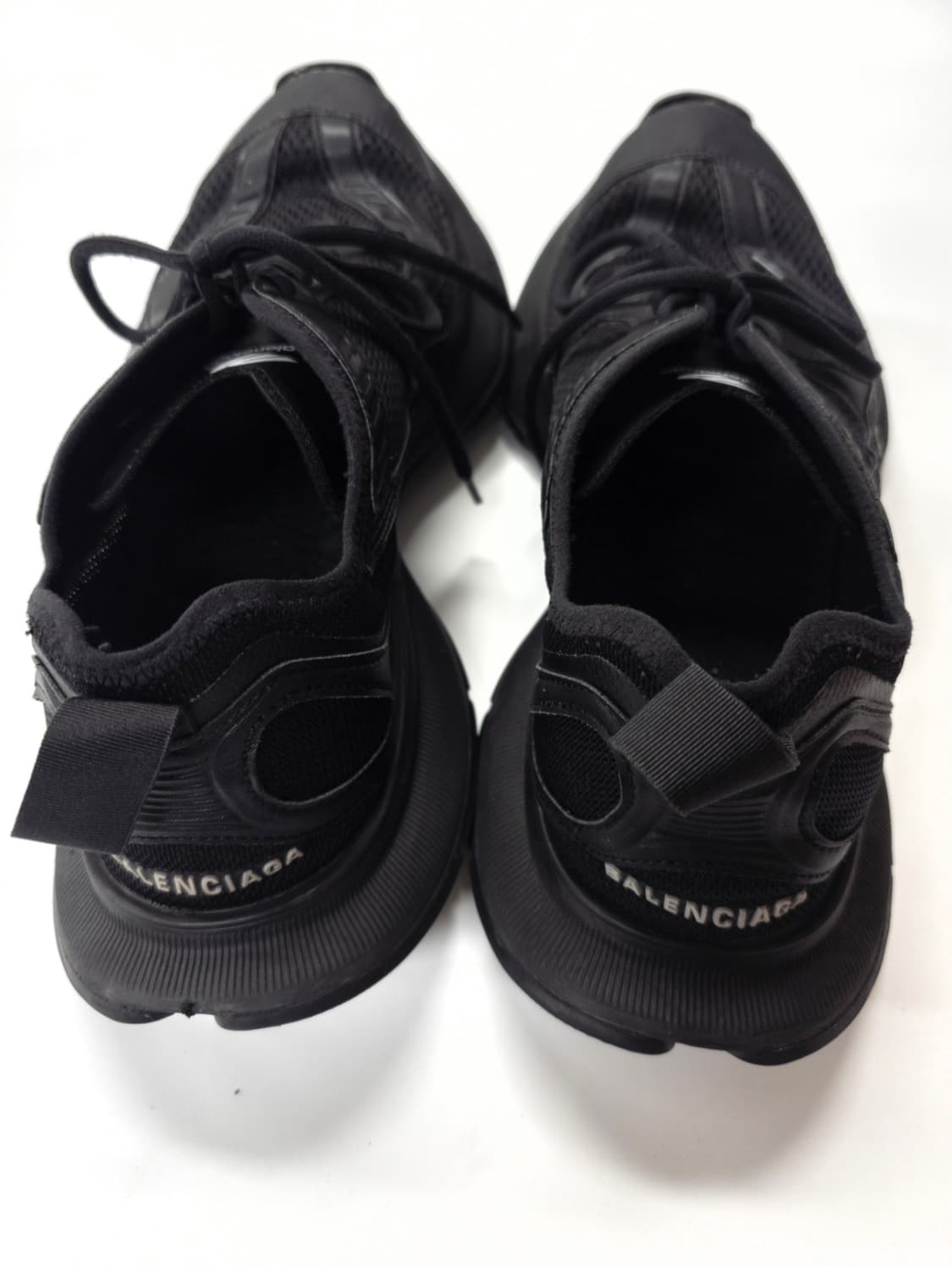 발렌시아가 서킷 블랙 EU42 상품이미지3