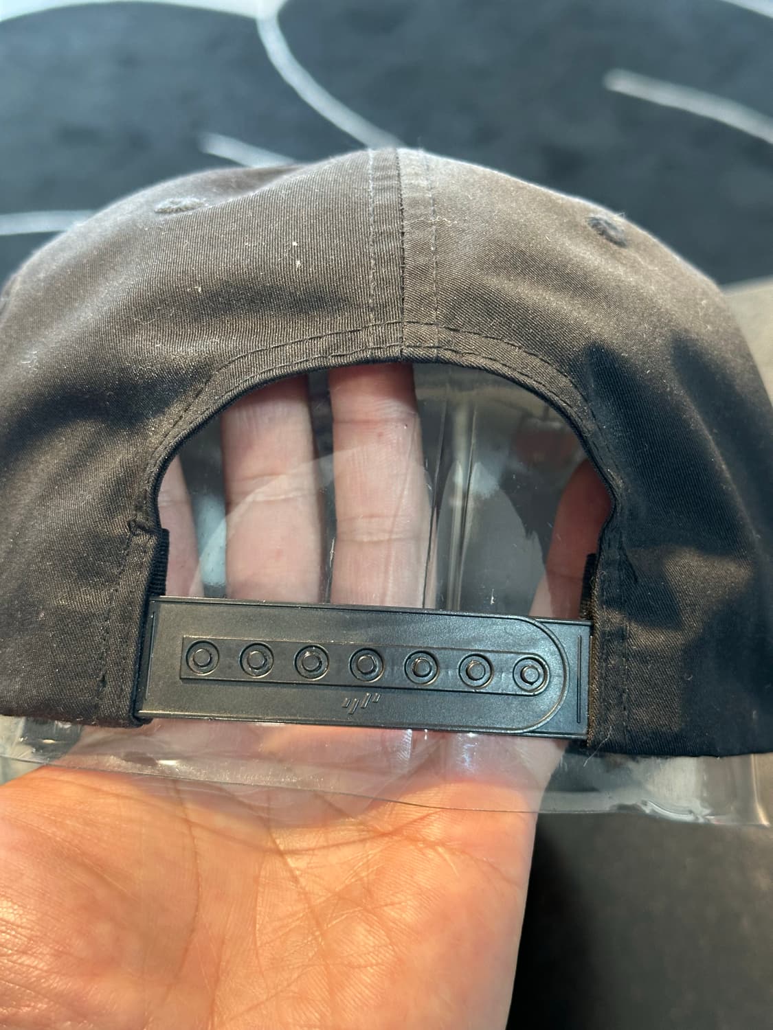 윈드앤씨 x 롤링스톤즈 볼캡 상품이미지4