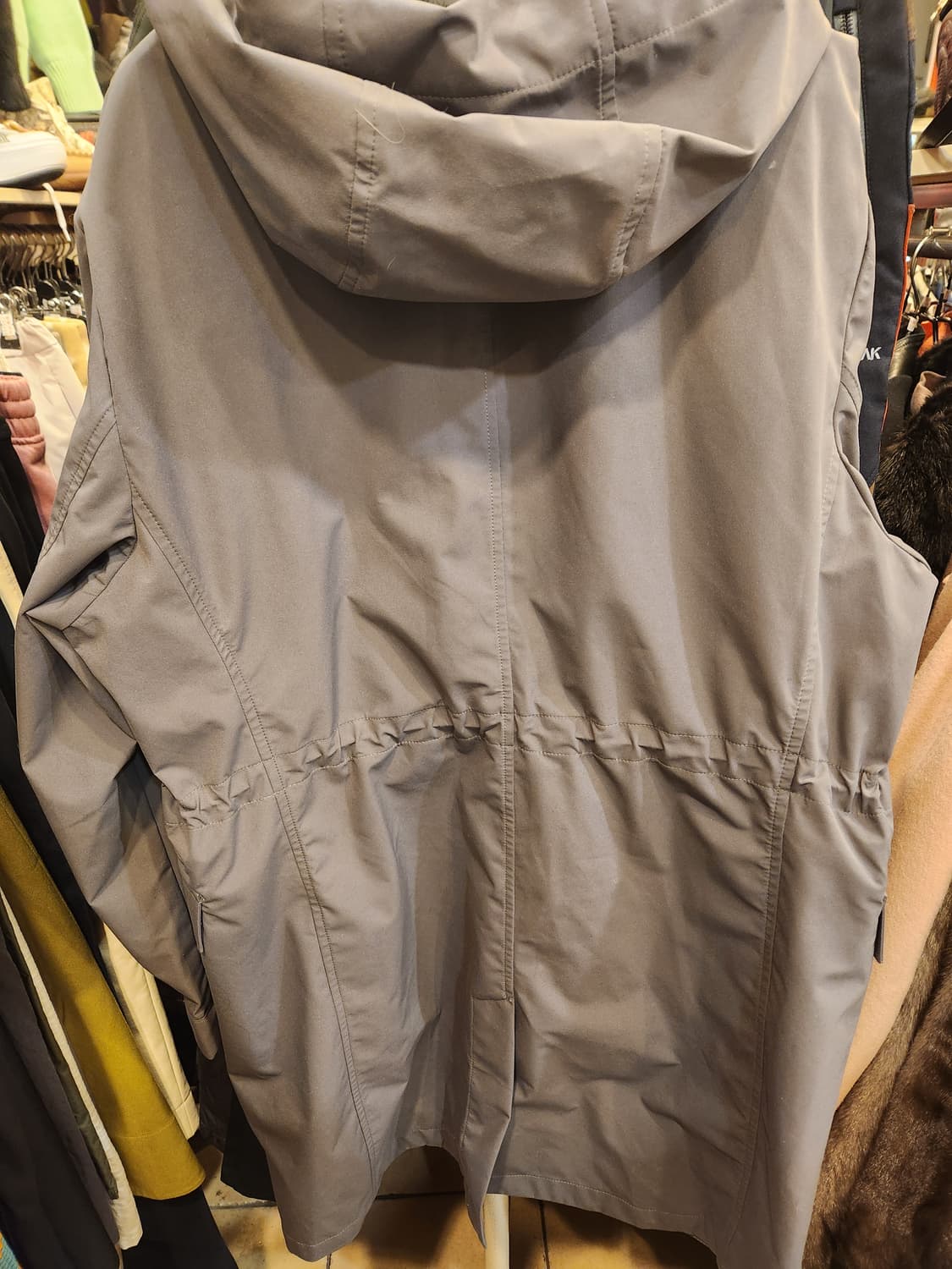 장미쉘 바스키아 바람막이 새제품  상품이미지8